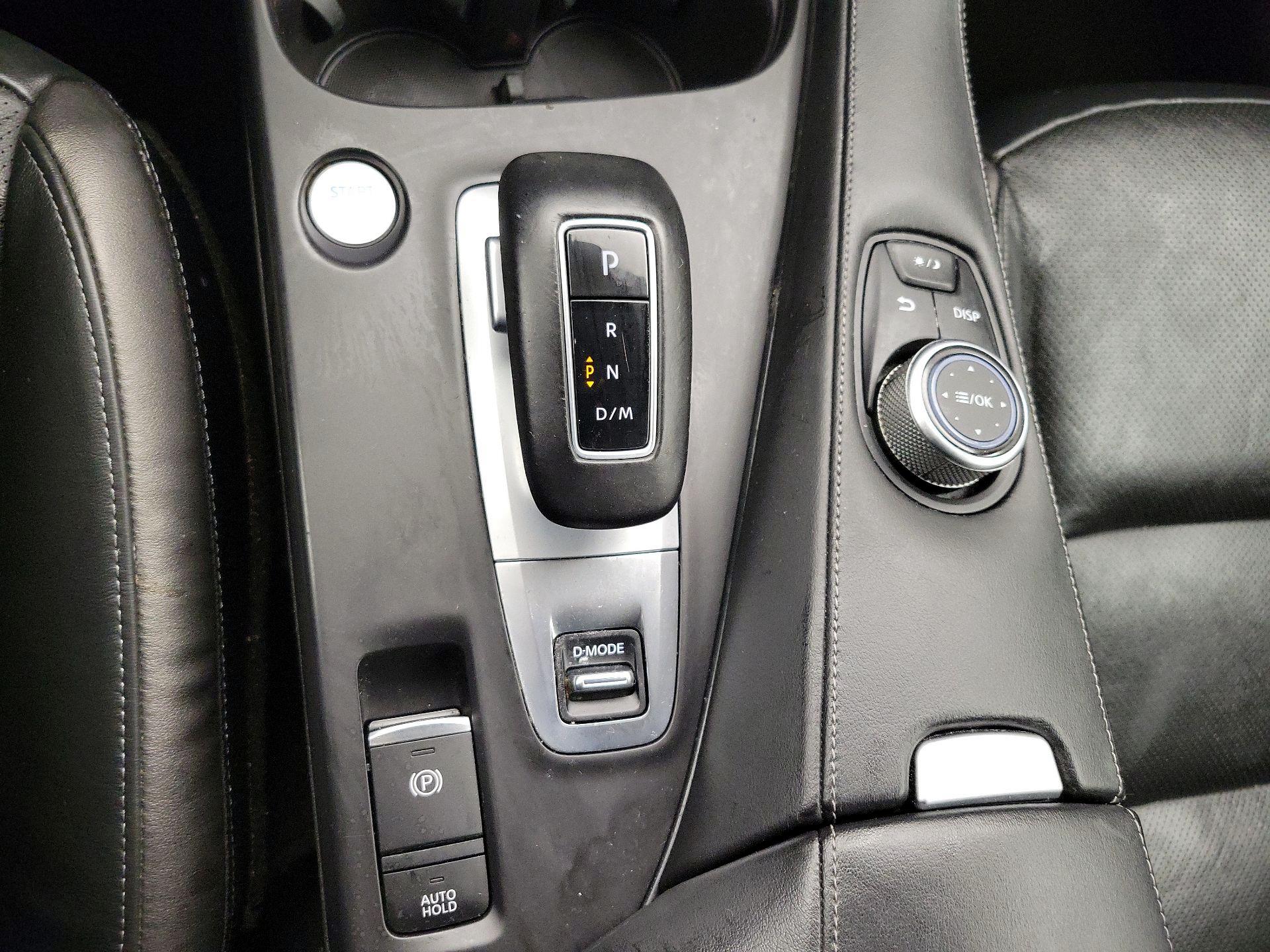 Thumbnail: 2023 INFINITI QX50 - 17