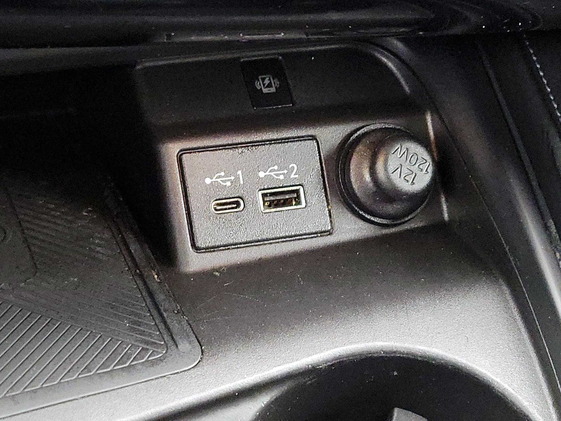 Thumbnail: 2023 INFINITI QX50 - 18