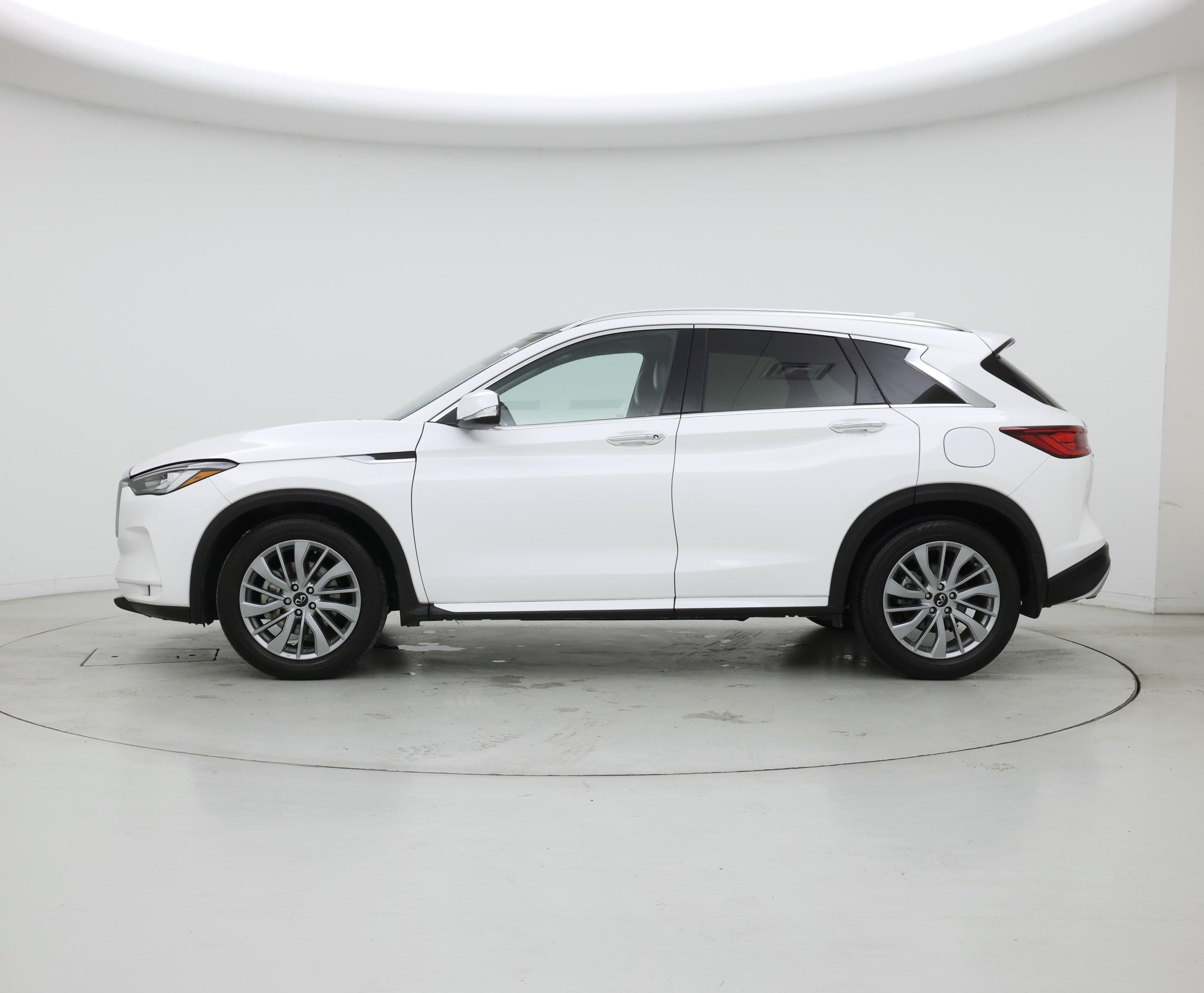 Thumbnail: 2023 INFINITI QX50 - 3