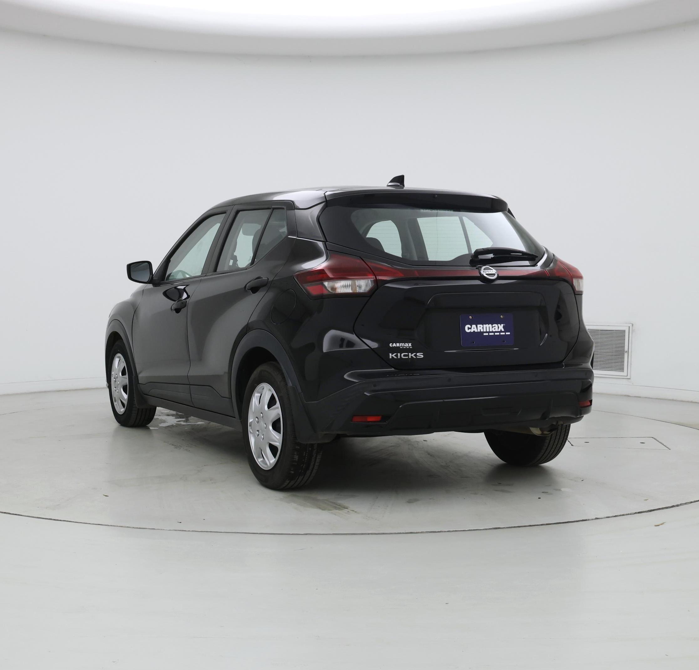 Thumbnail: 2021 Nissan Kicks - 2