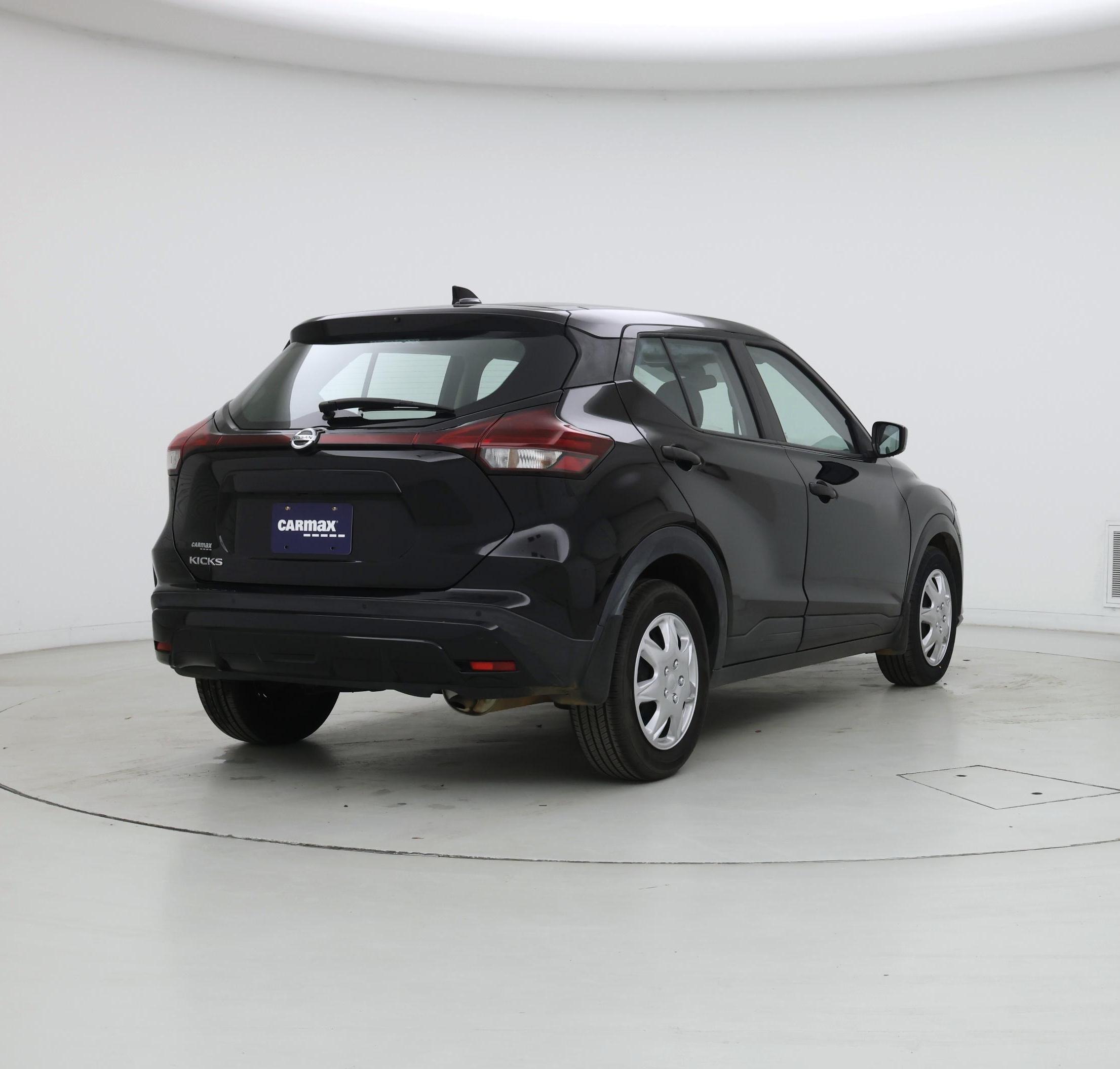 Thumbnail: 2021 Nissan Kicks - 8