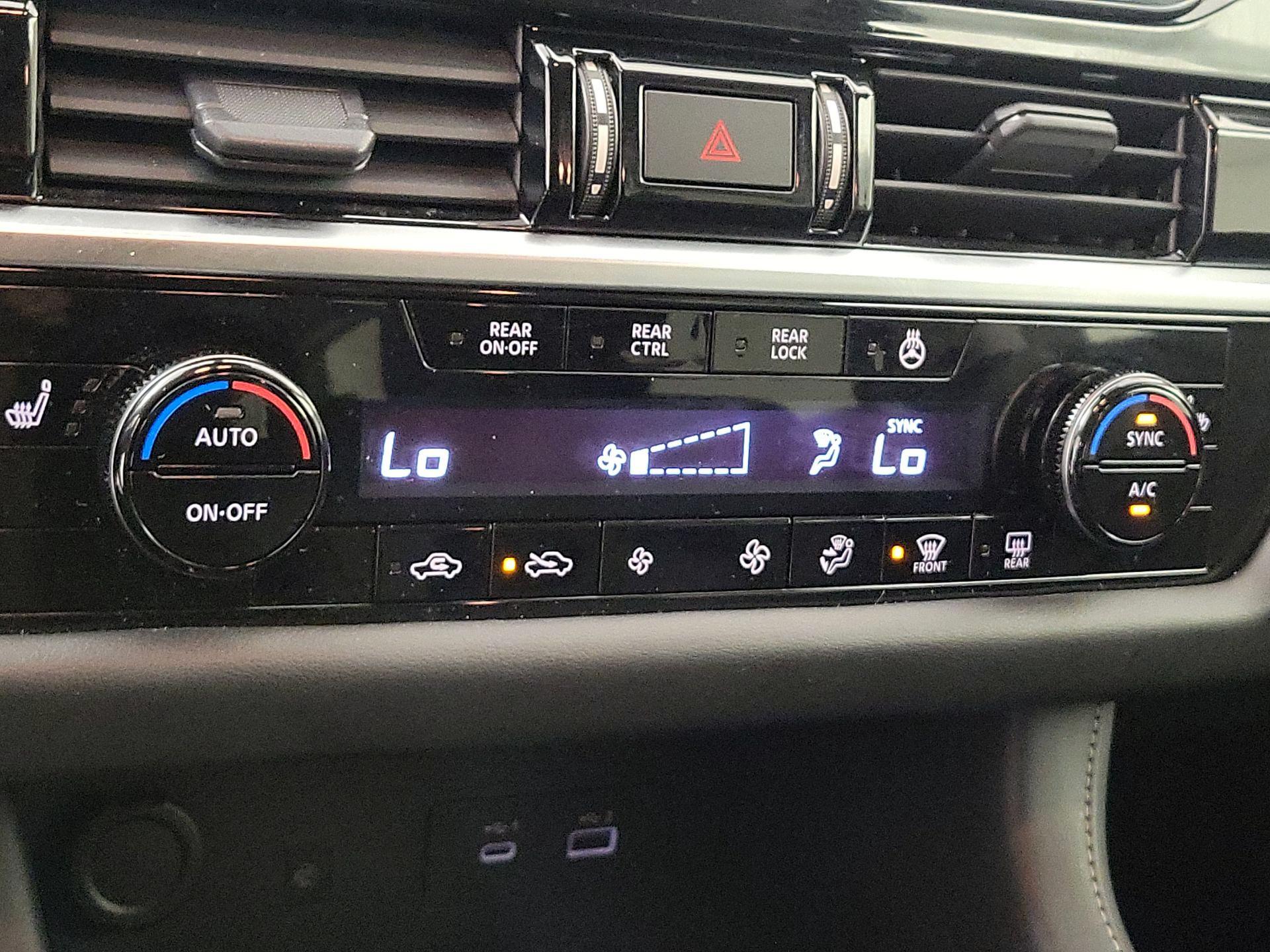 Thumbnail: 2022 Nissan Pathfinder - 17