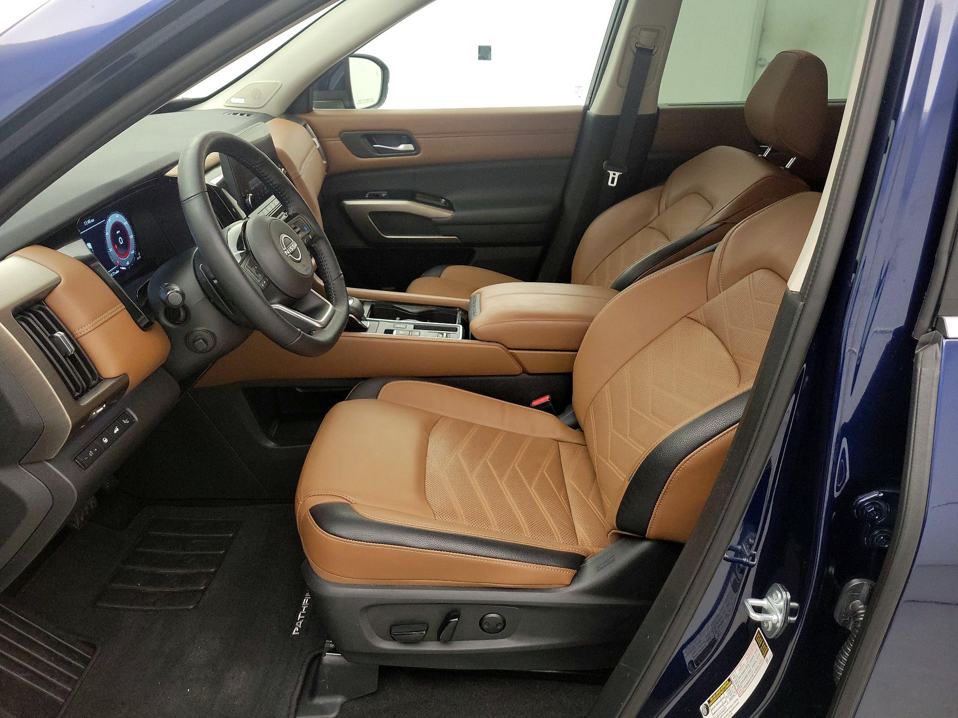 Thumbnail: 2024 Nissan Pathfinder - 11