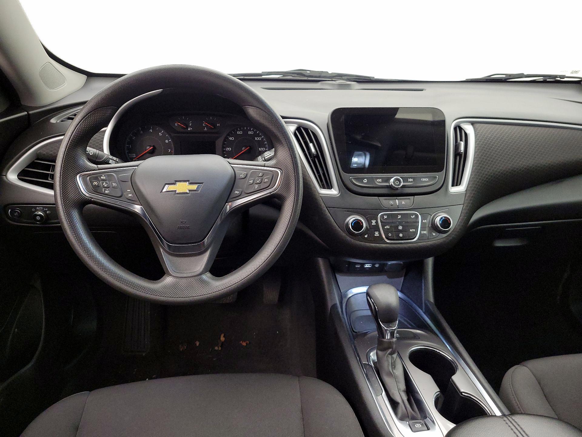 Thumbnail: 2023 Chevrolet Malibu - 10