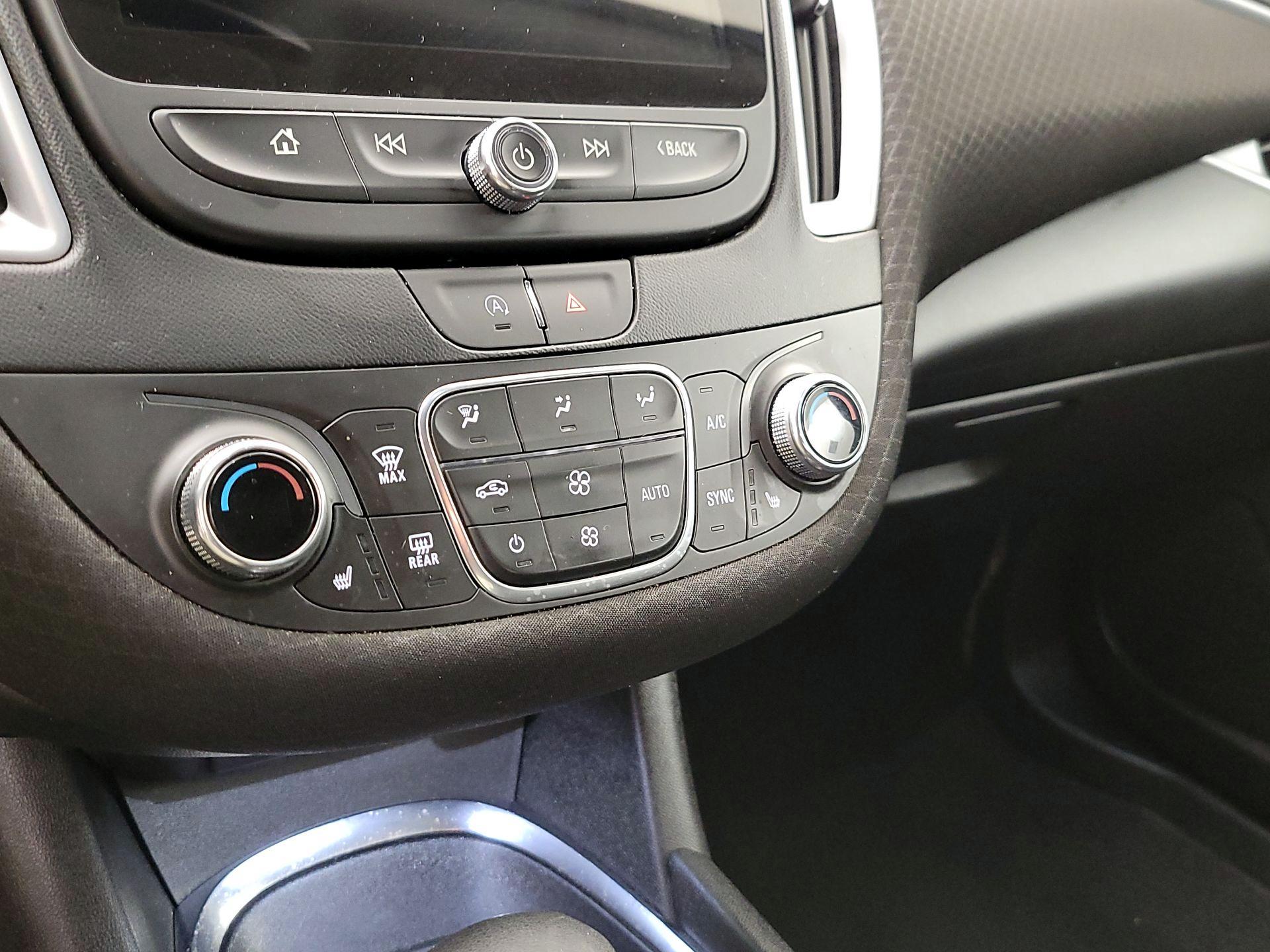 Thumbnail: 2023 Chevrolet Malibu - 16