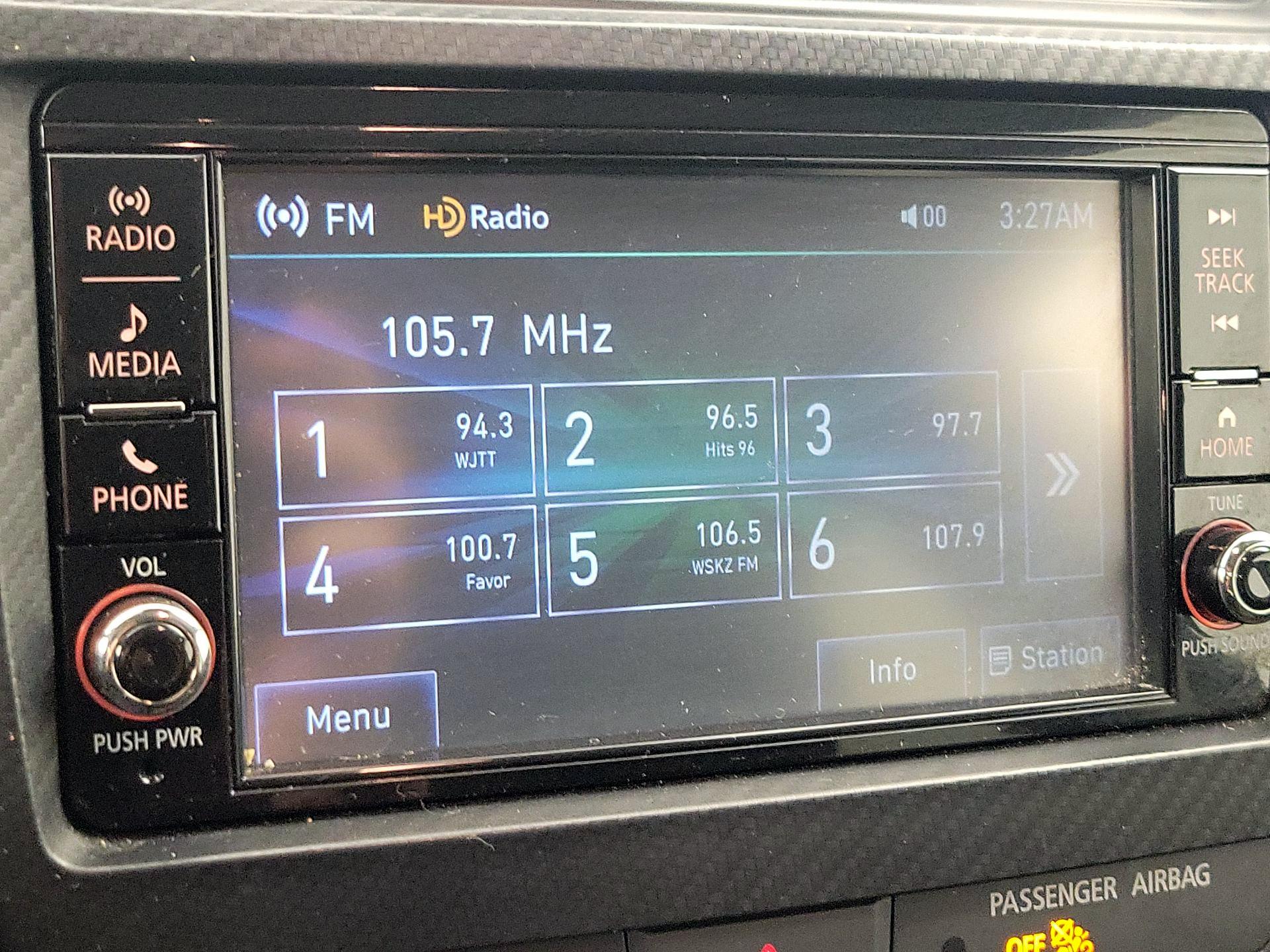 Thumbnail: 2022 Mitsubishi Outlander Sport - 15