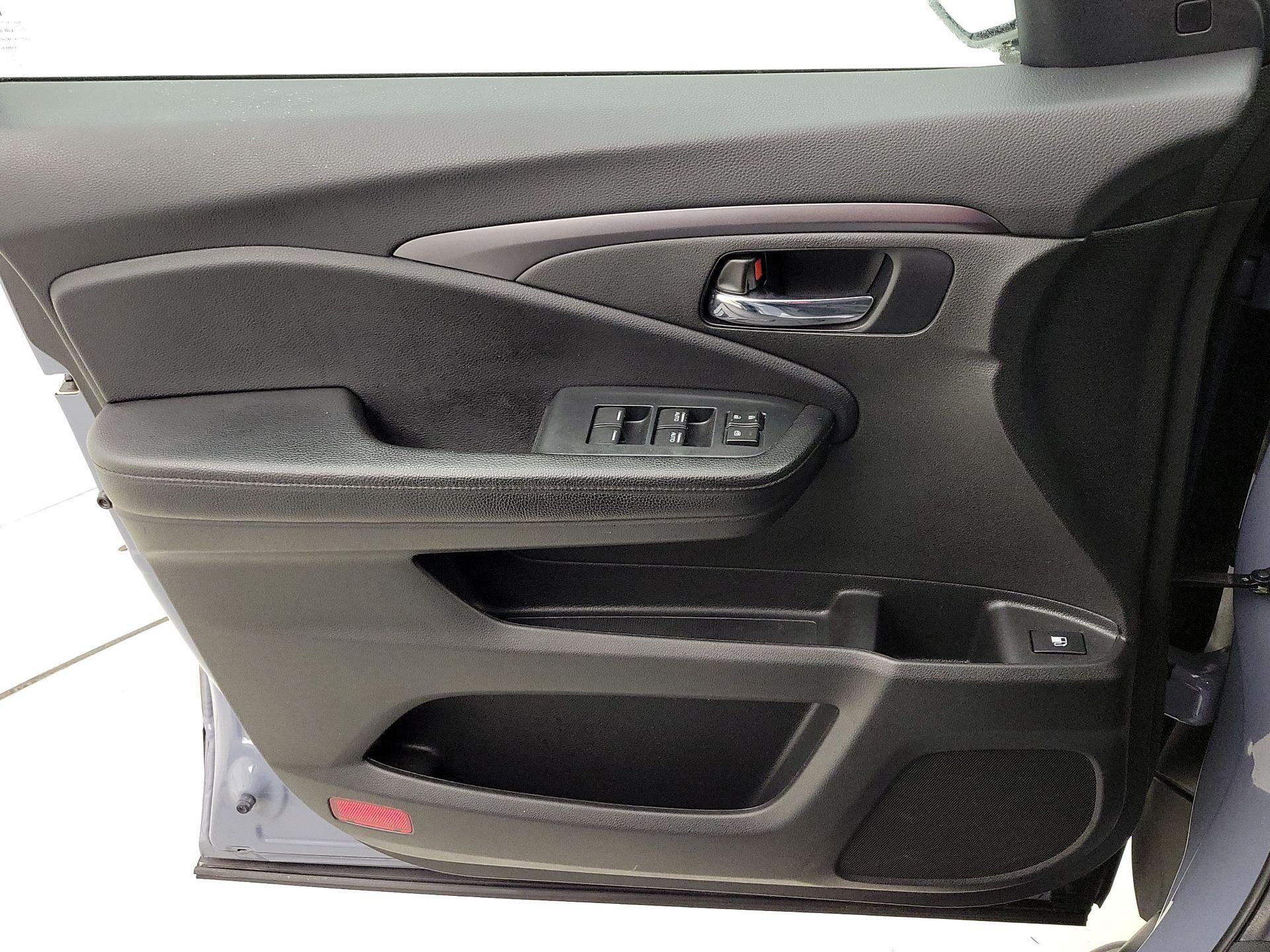 Thumbnail: 2022 Honda Pilot - 12