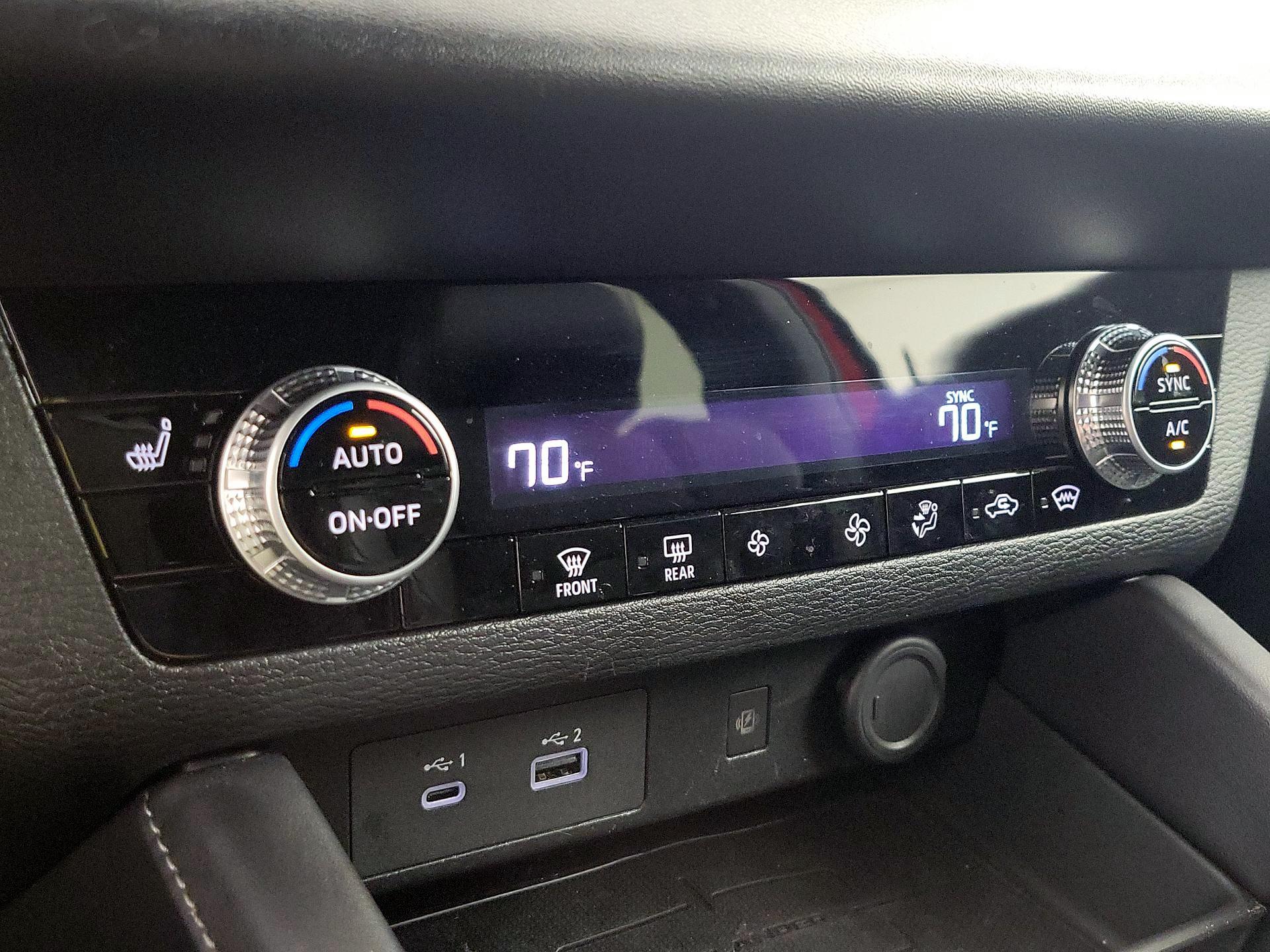 Thumbnail: 2024 Mitsubishi Outlander - 17