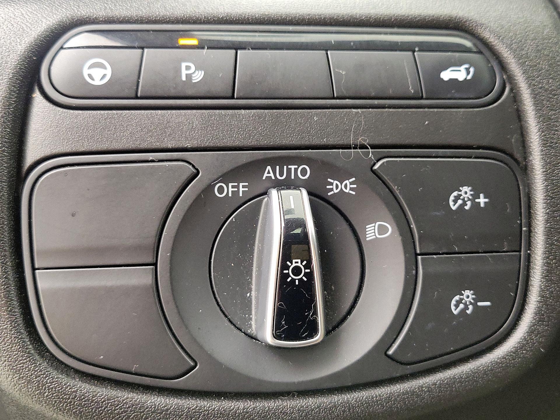 Thumbnail: 2023 INFINITI QX50 - 13