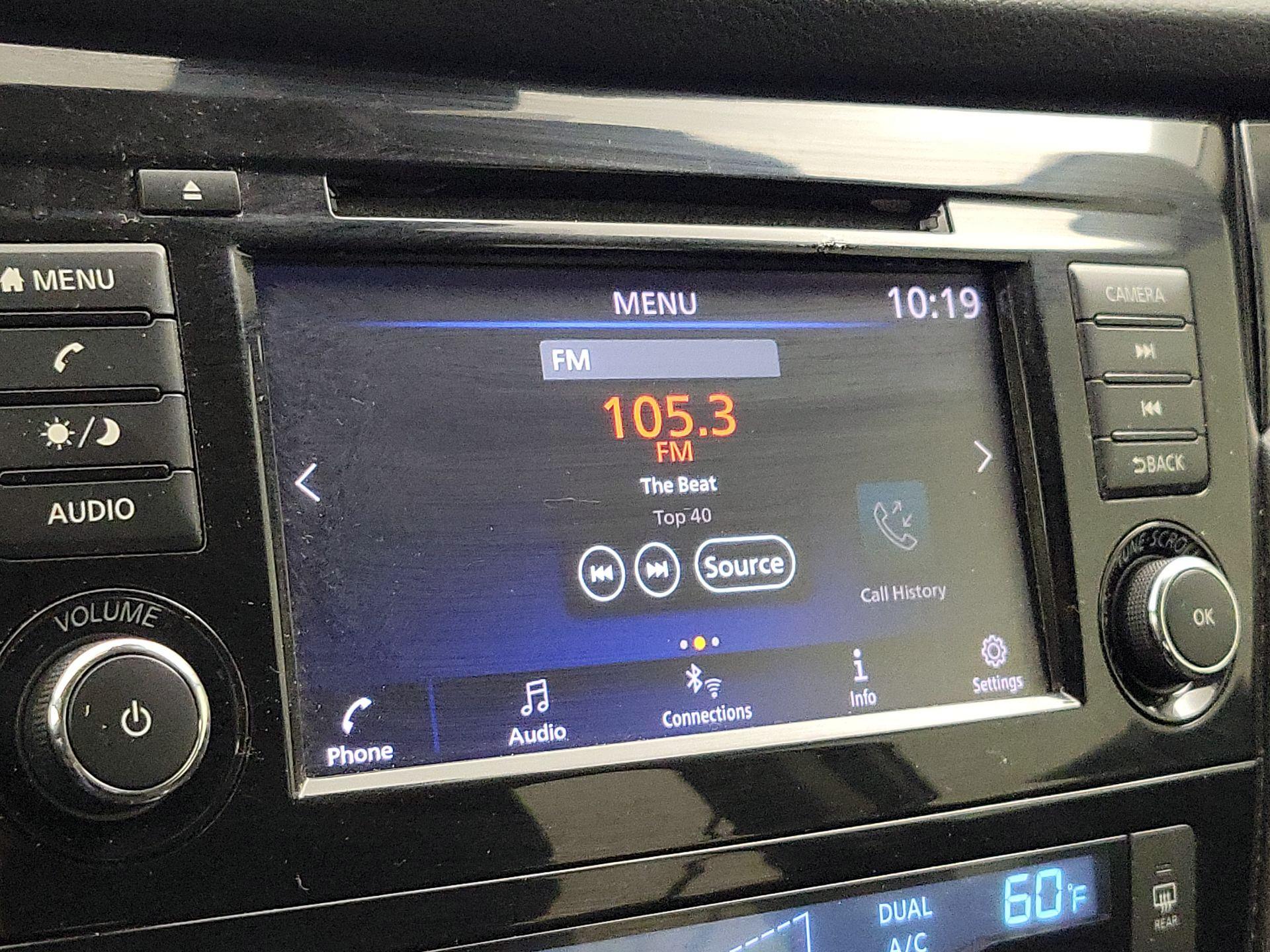 Thumbnail: 2020 Nissan Rogue Sport - 15