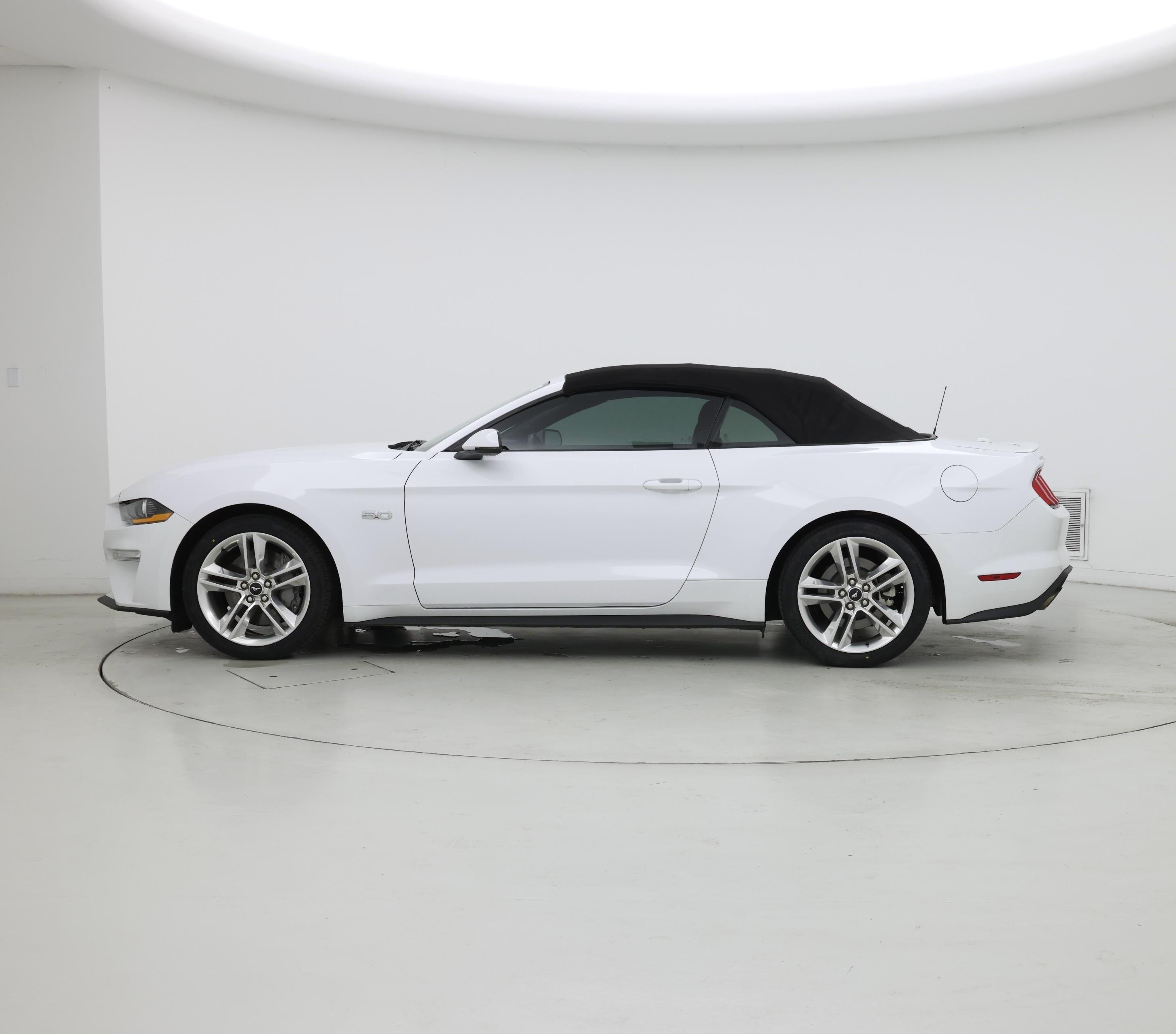 Thumbnail: 2021 Ford Mustang - 3