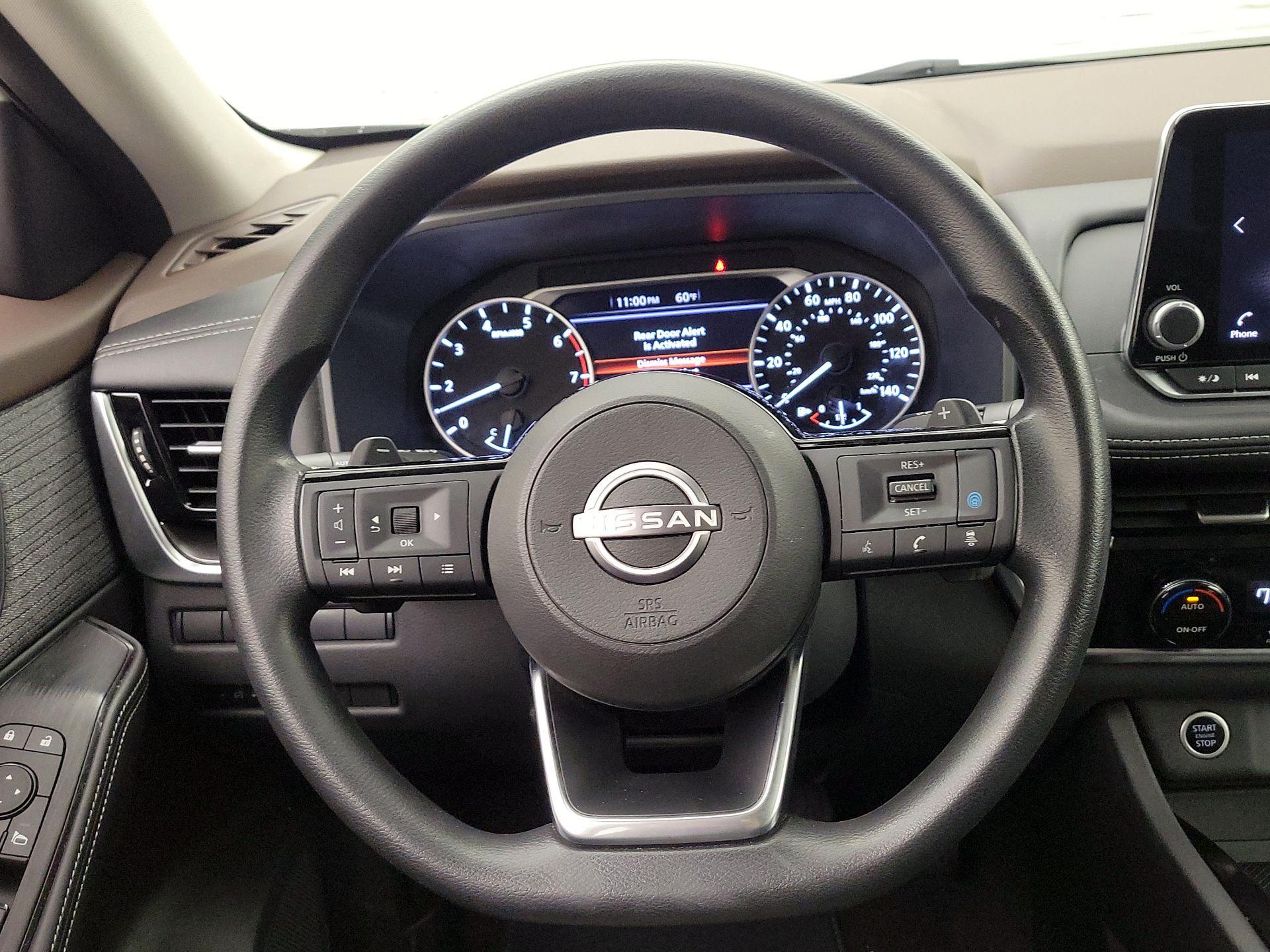 Thumbnail: 2022 Nissan Rogue - 10