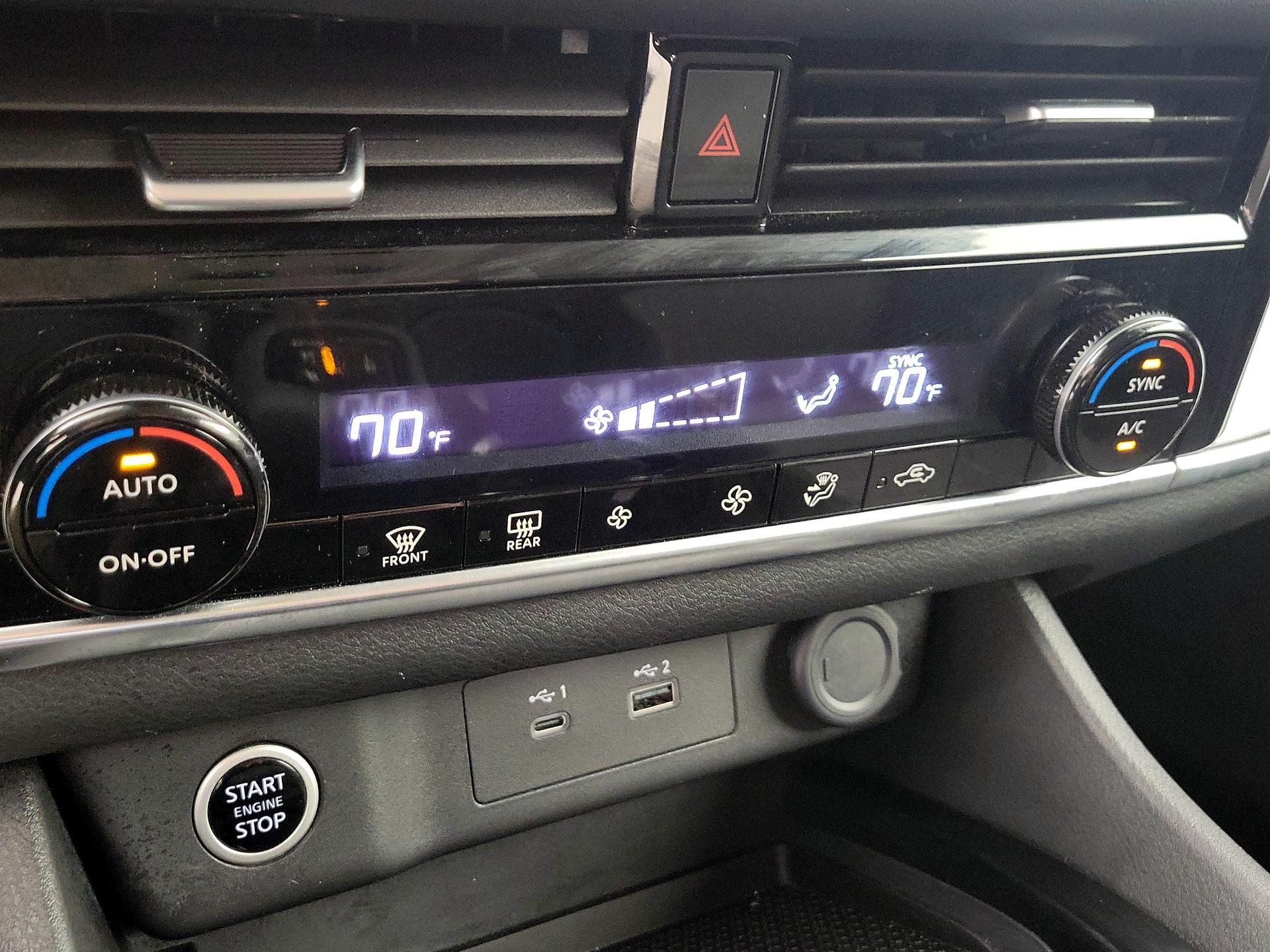 Thumbnail: 2022 Nissan Rogue - 16