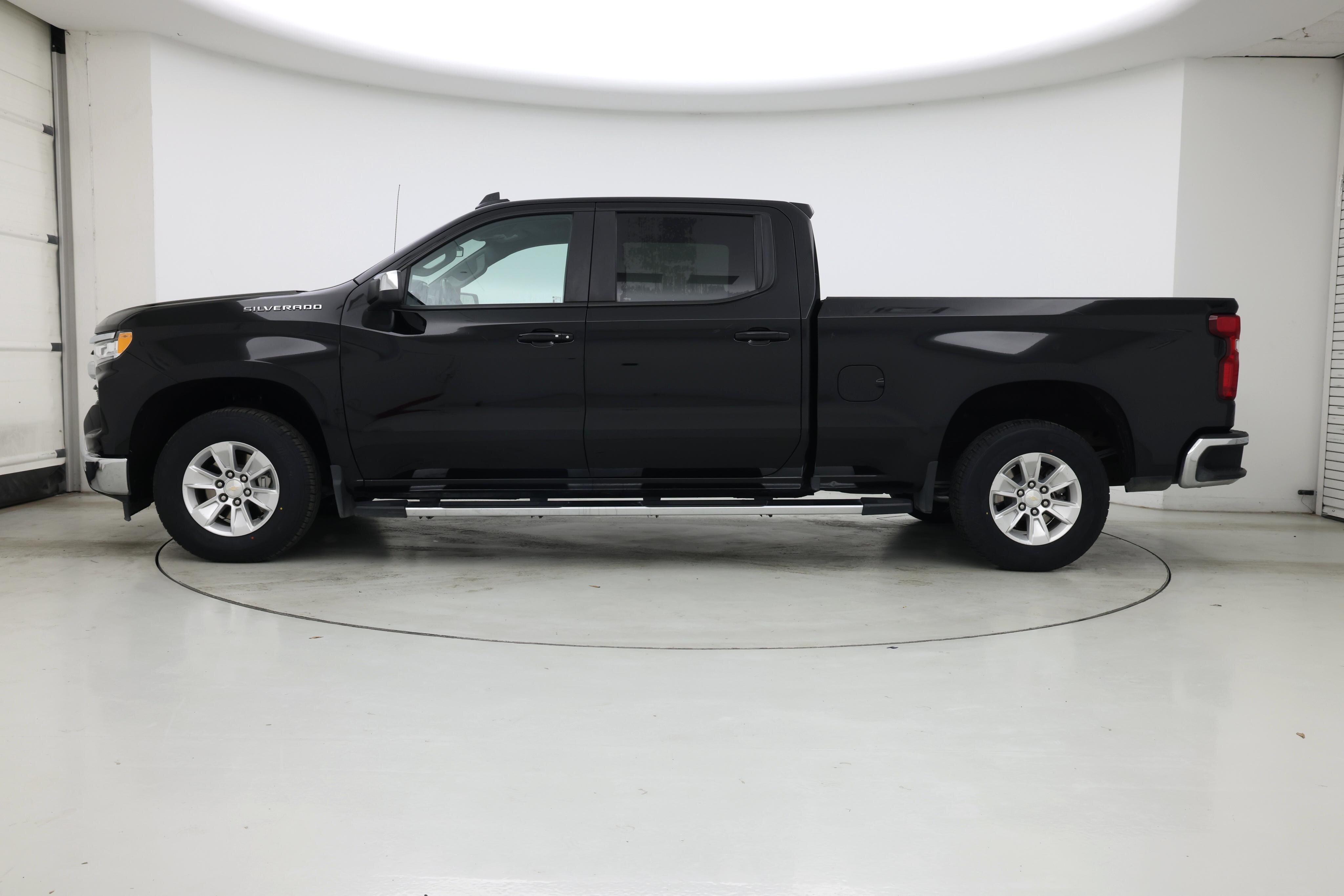 Thumbnail: 2024 Chevrolet Silverado 1500 - 3