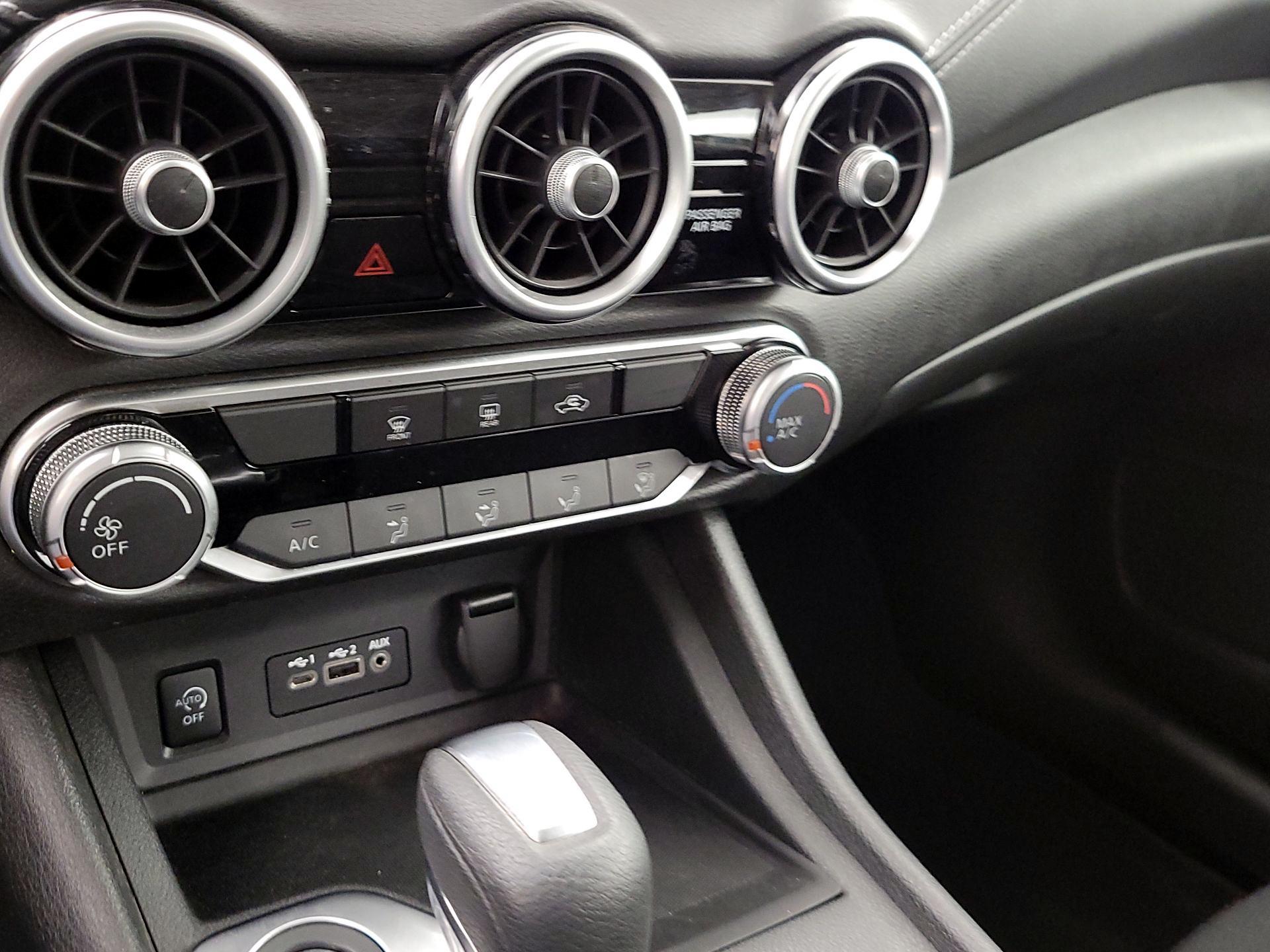 Thumbnail: 2024 Nissan Sentra - 16