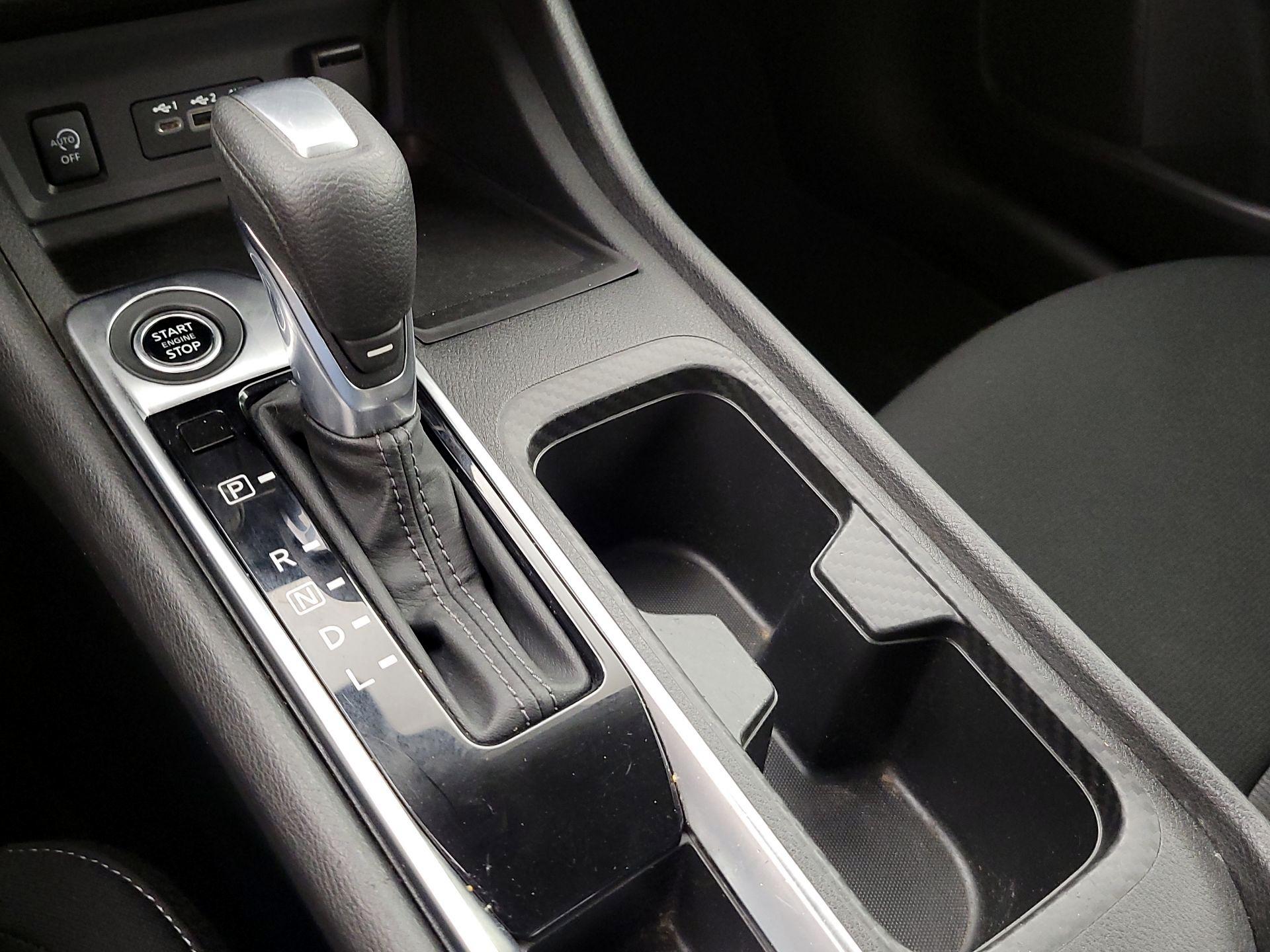 Thumbnail: 2024 Nissan Sentra - 17