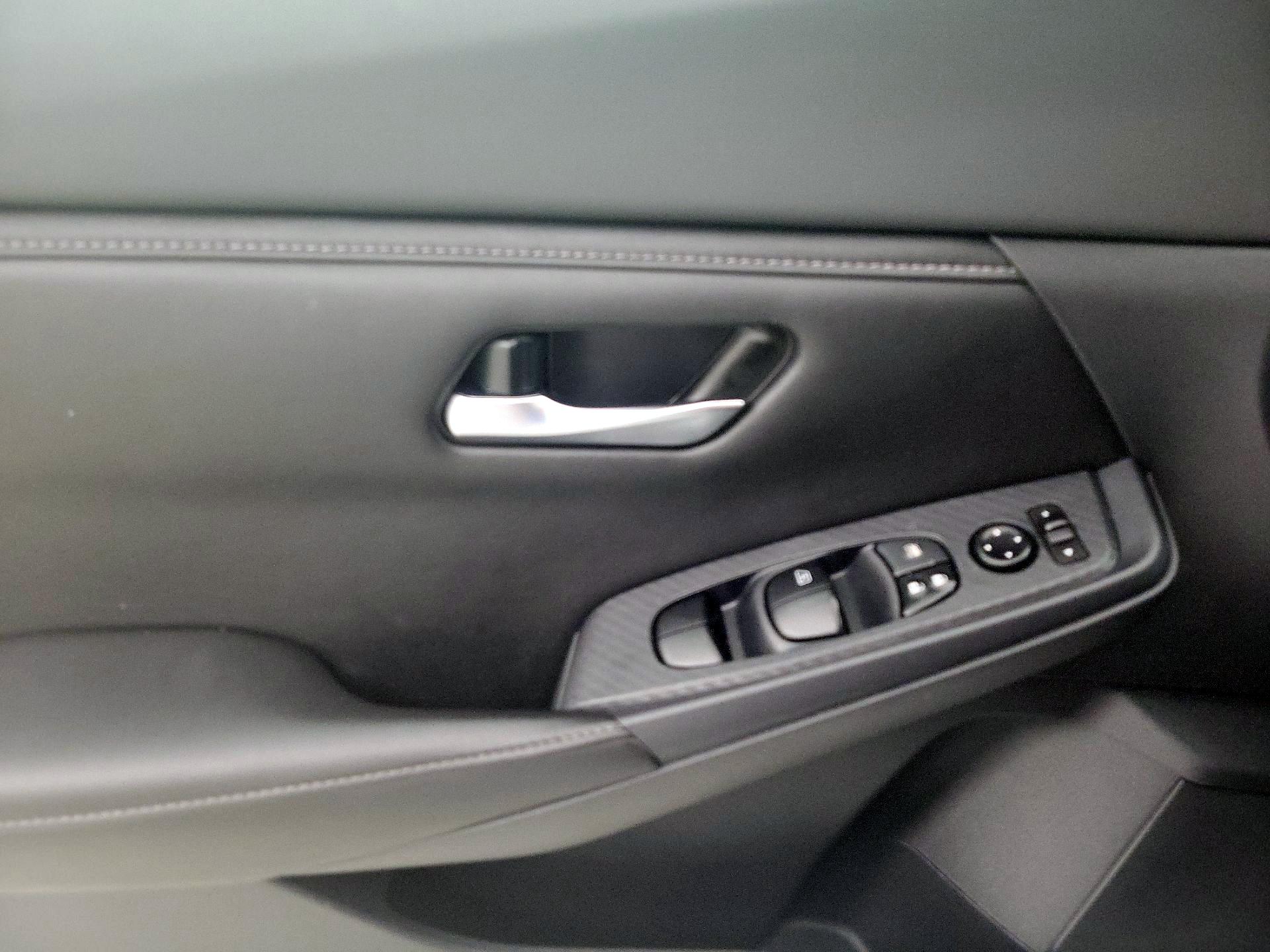 Thumbnail: 2022 Nissan Sentra - 12