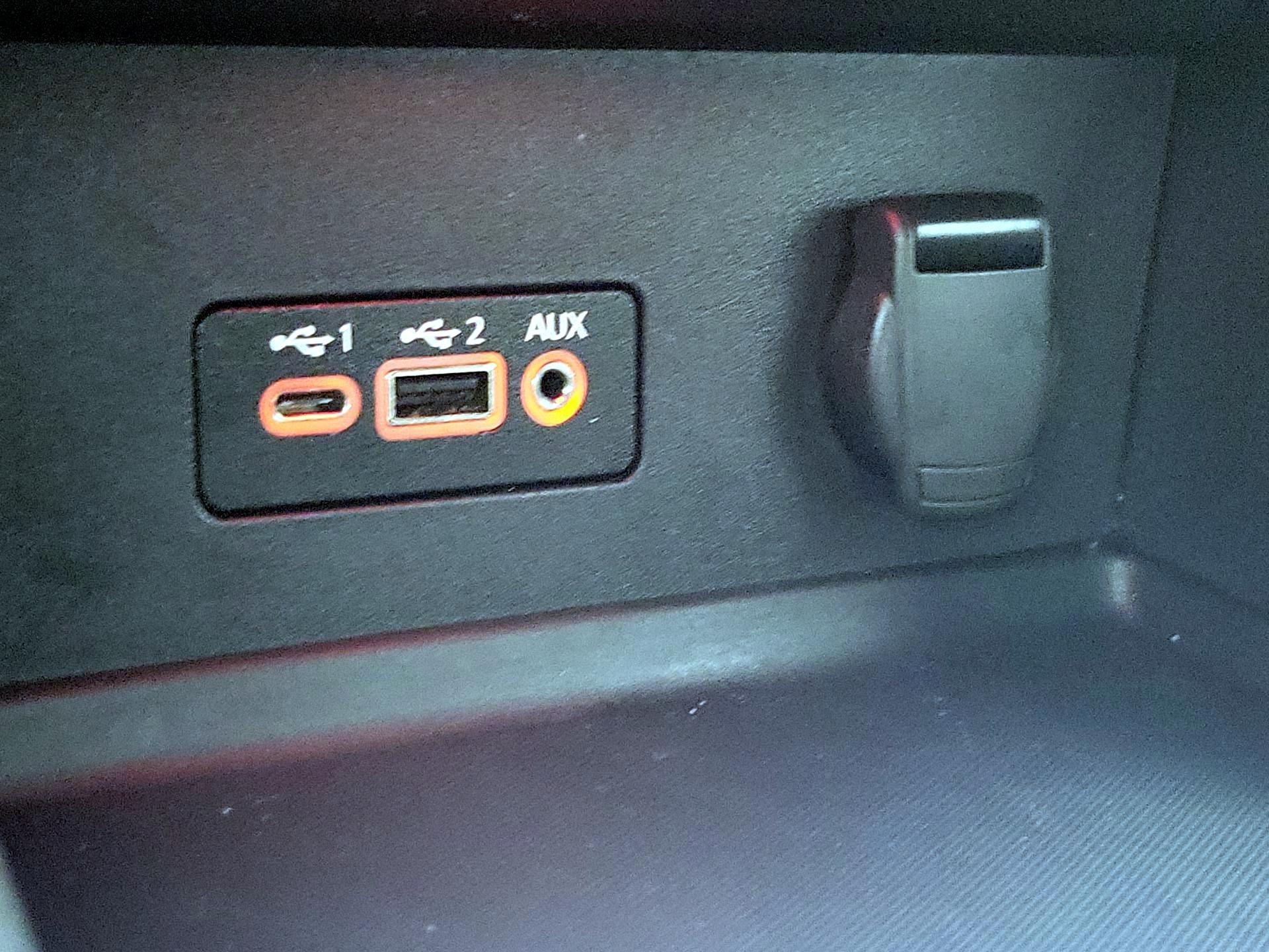 Thumbnail: 2022 Nissan Sentra - 18