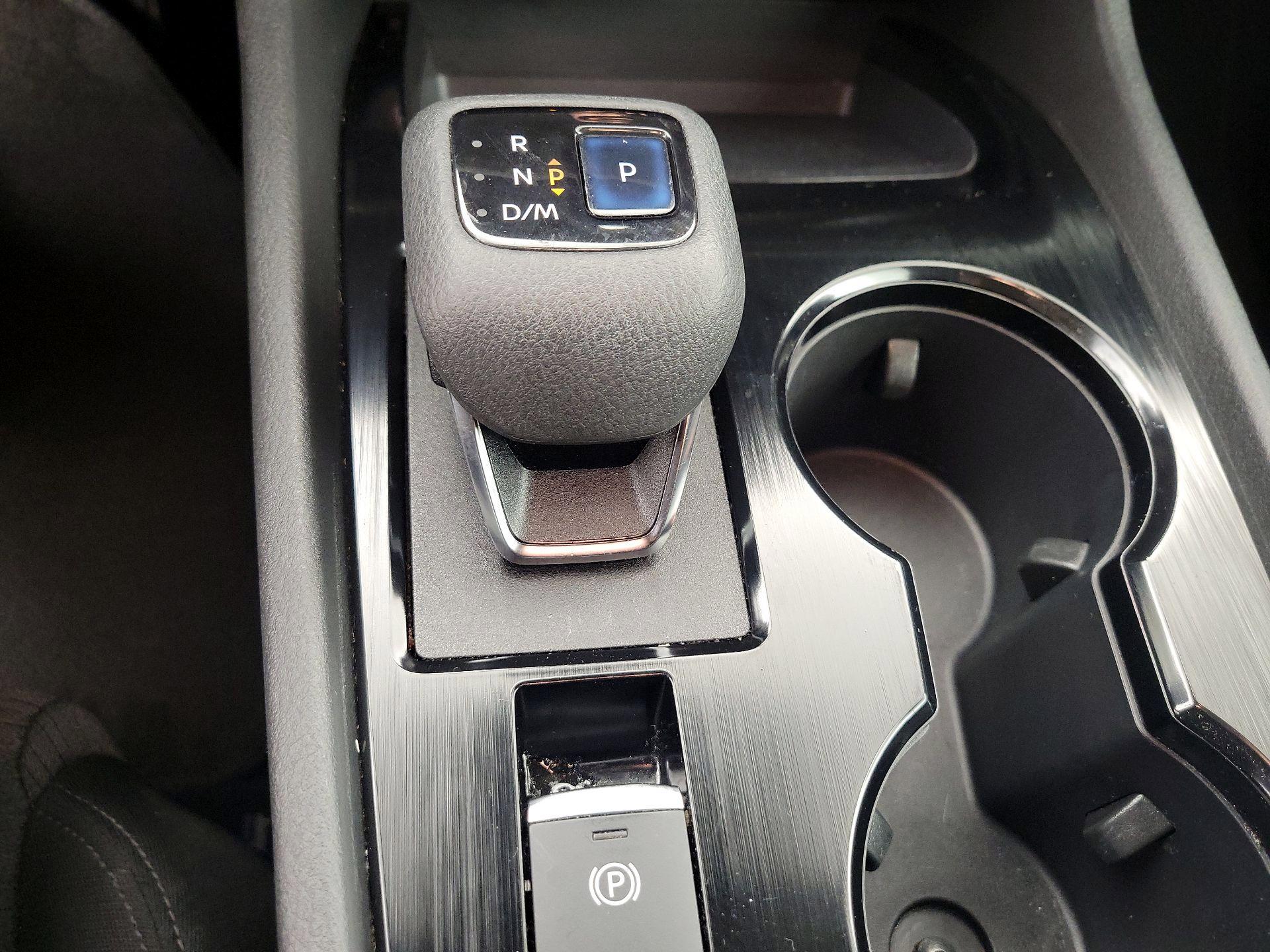 Thumbnail: 2022 Nissan Rogue - 17