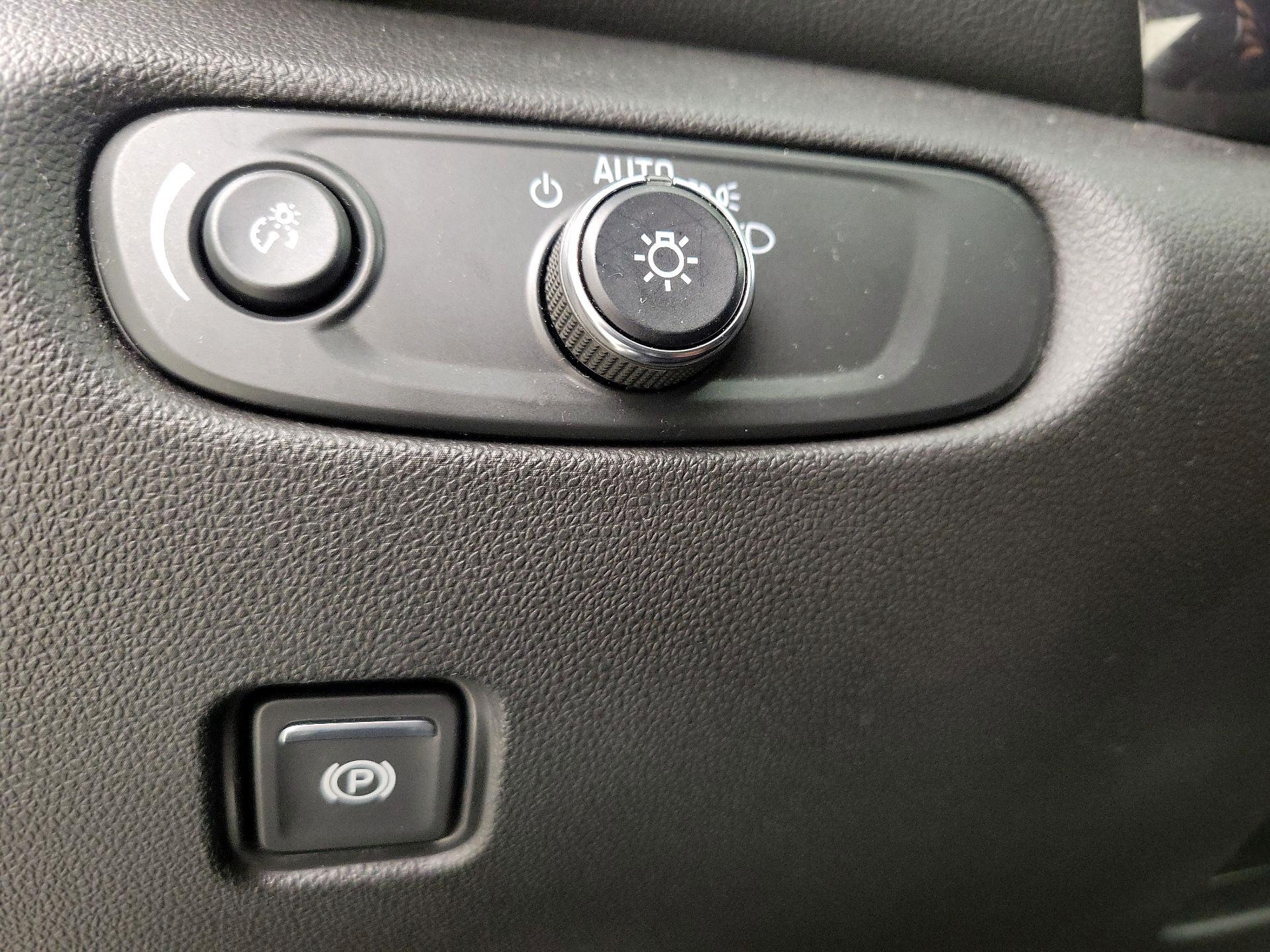 Thumbnail: 2020 Chevrolet Blazer - 13