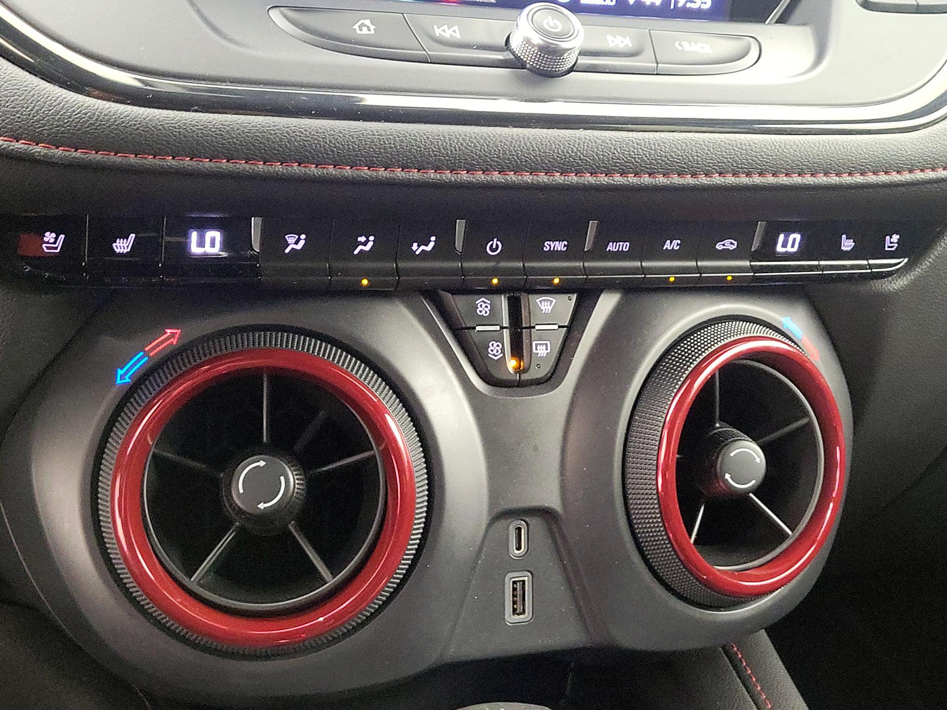 Thumbnail: 2020 Chevrolet Blazer - 17