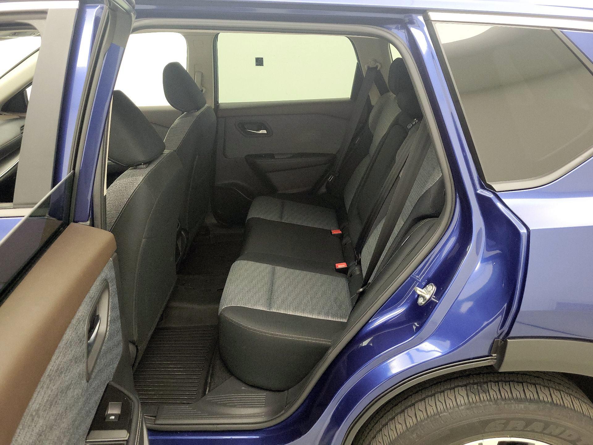 Thumbnail: 2023 Nissan Rogue - 19