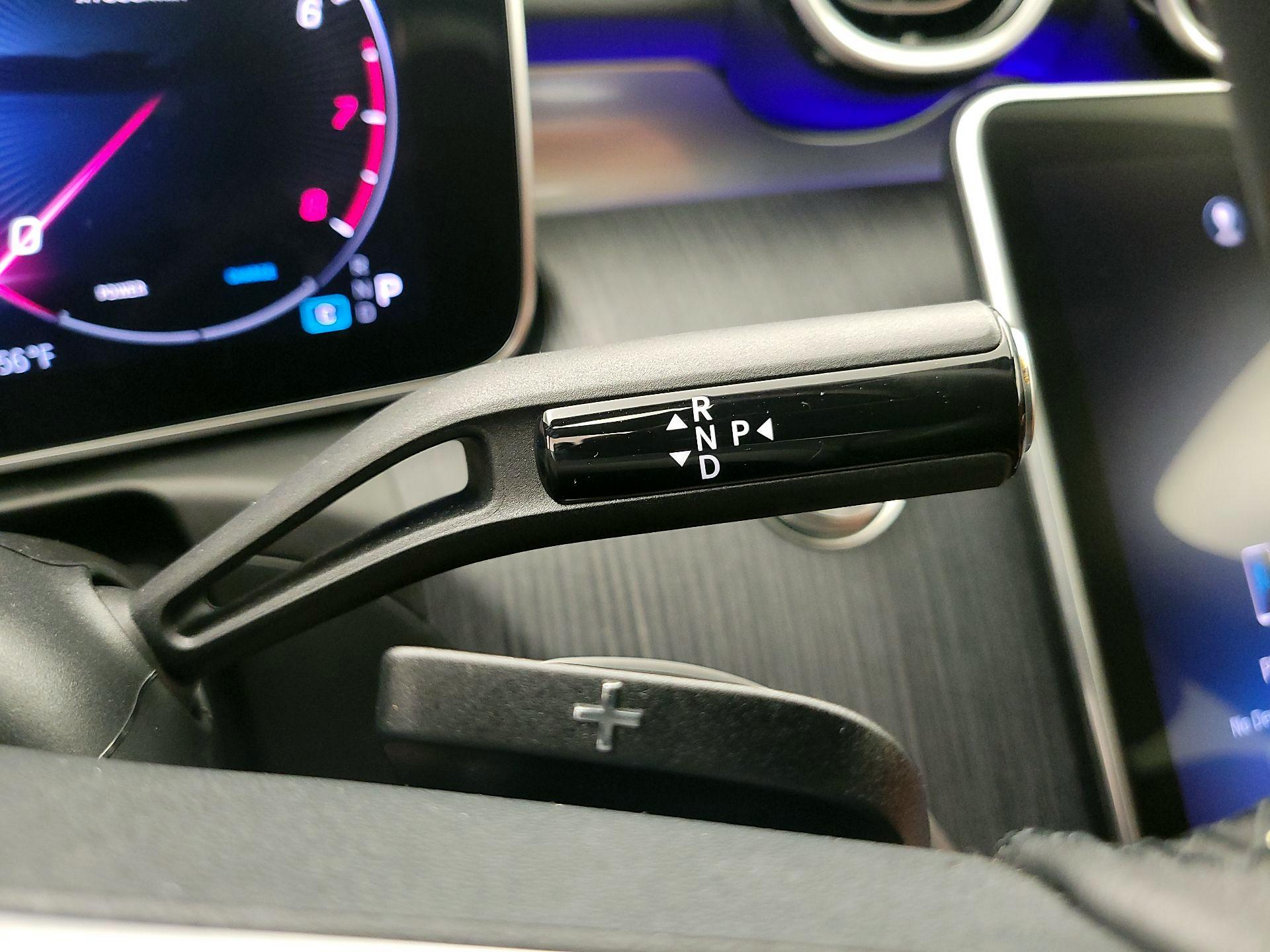 Thumbnail: 2024 Mercedes-Benz C-Class - 17