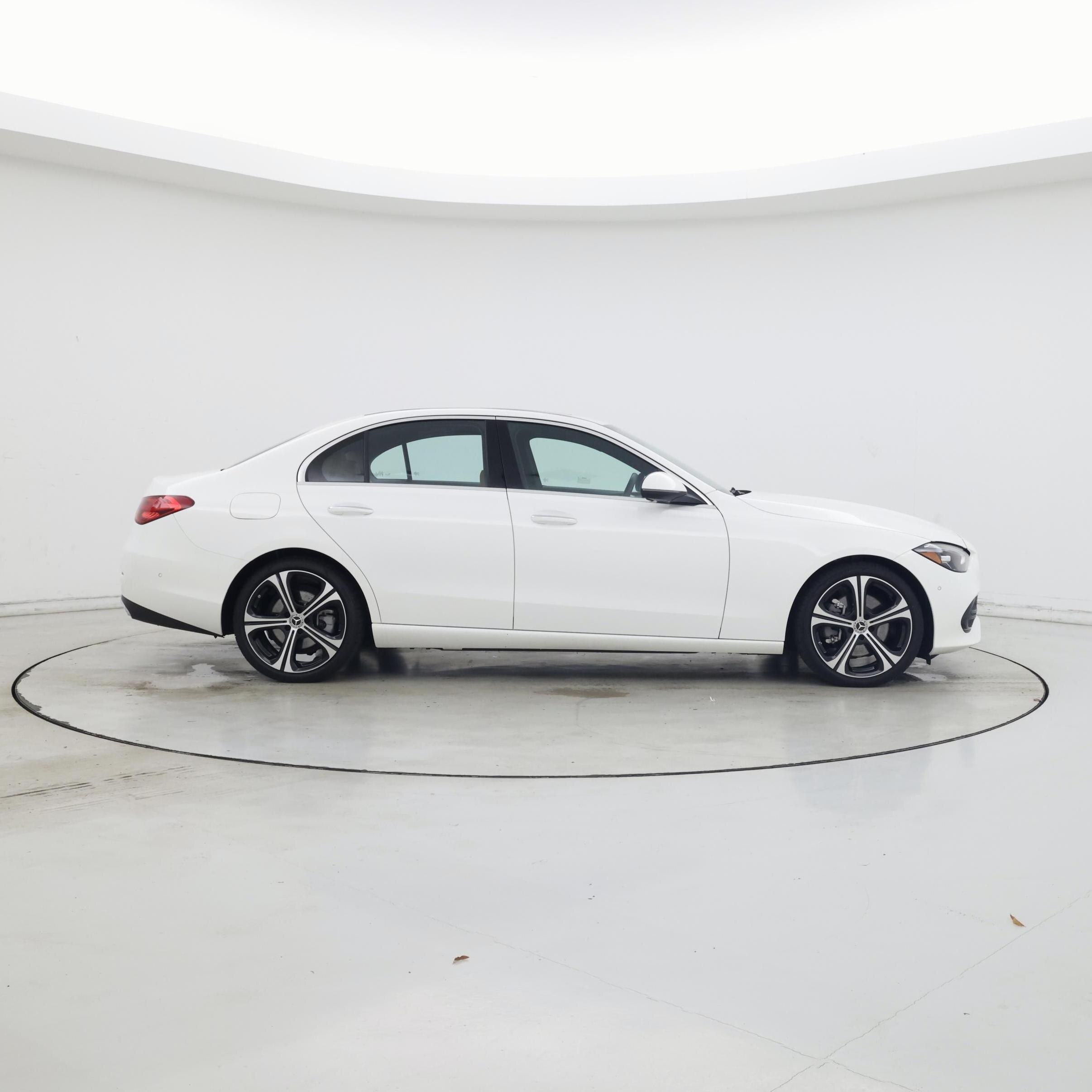 Thumbnail: 2024 Mercedes-Benz C-Class - 7