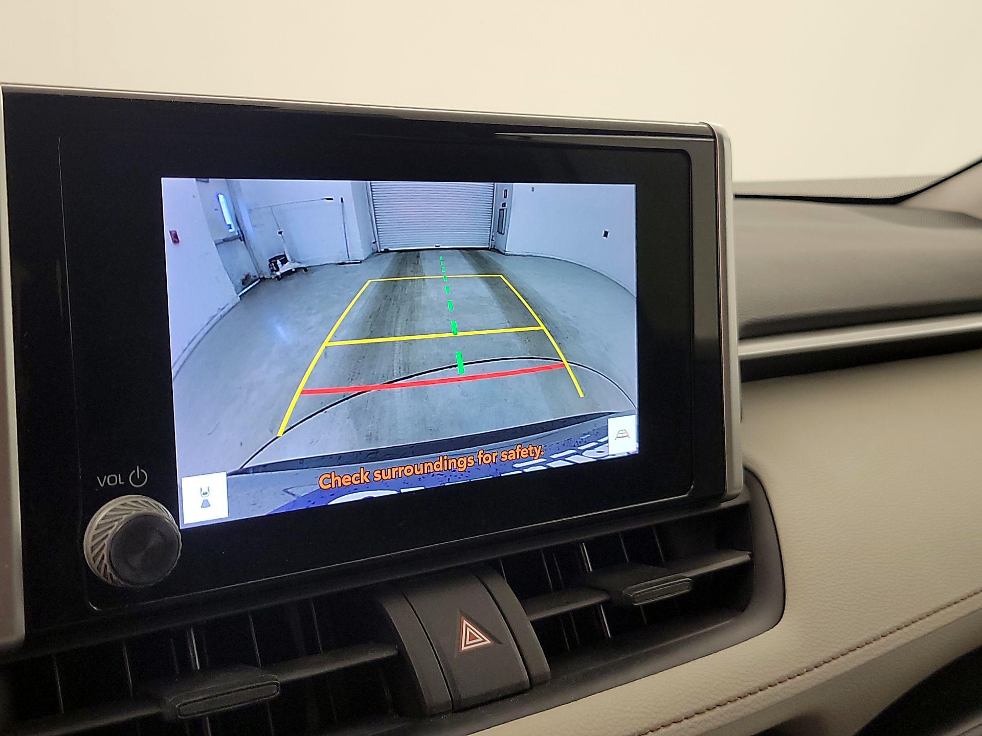 Thumbnail: 2023 Toyota RAV4 - 14