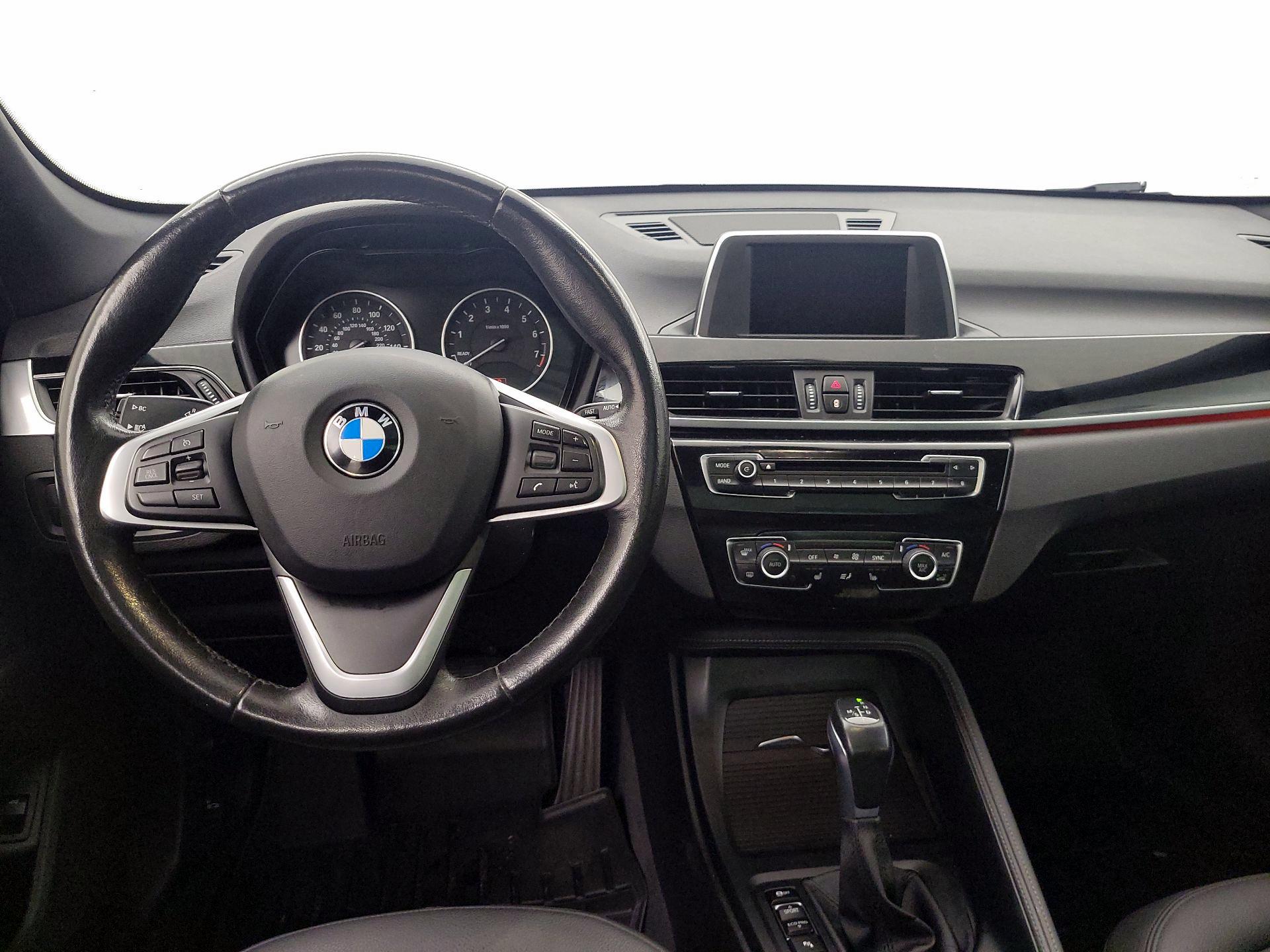 Thumbnail: 2017 BMW X1 - 10