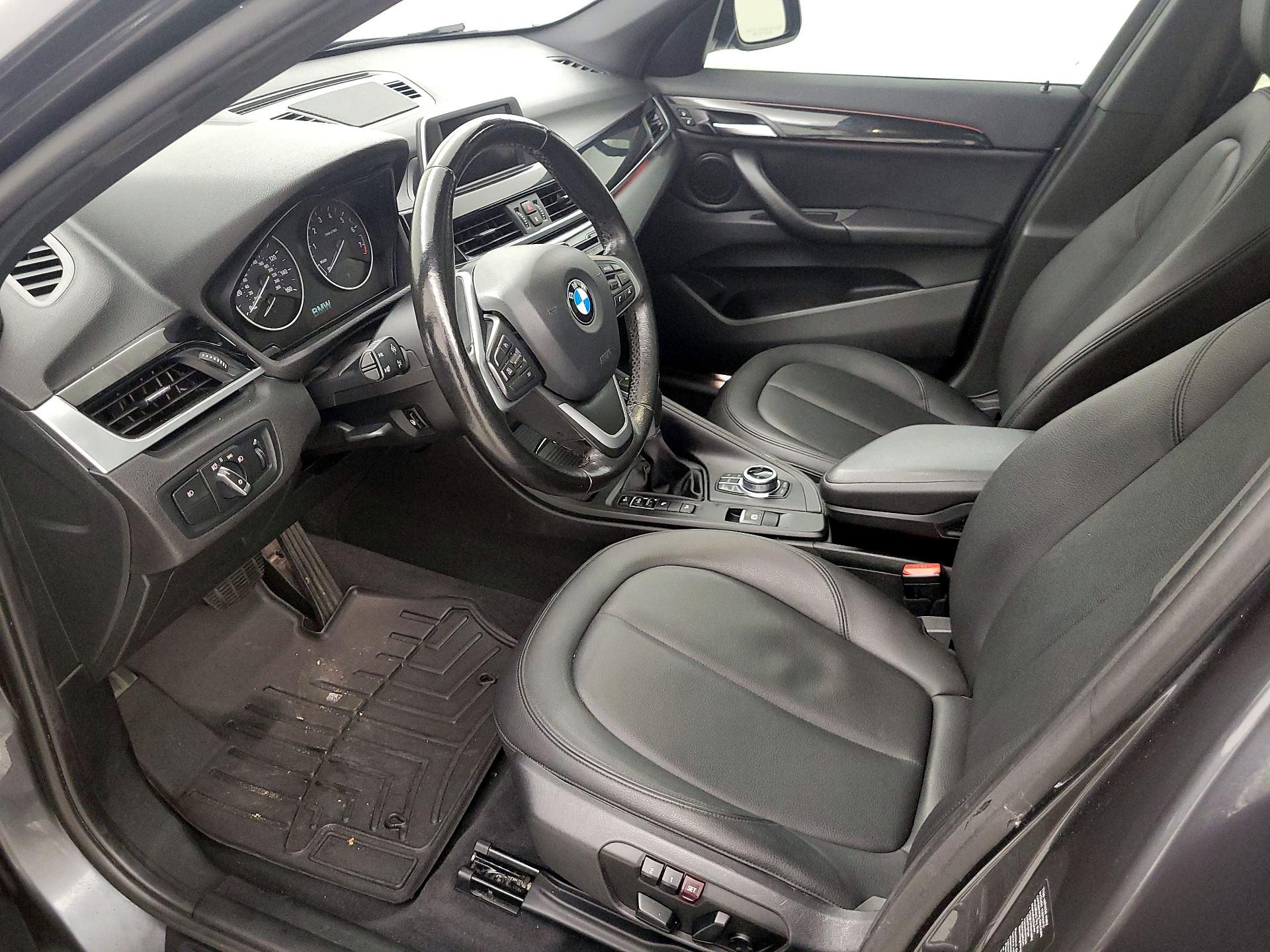 Thumbnail: 2017 BMW X1 - 11