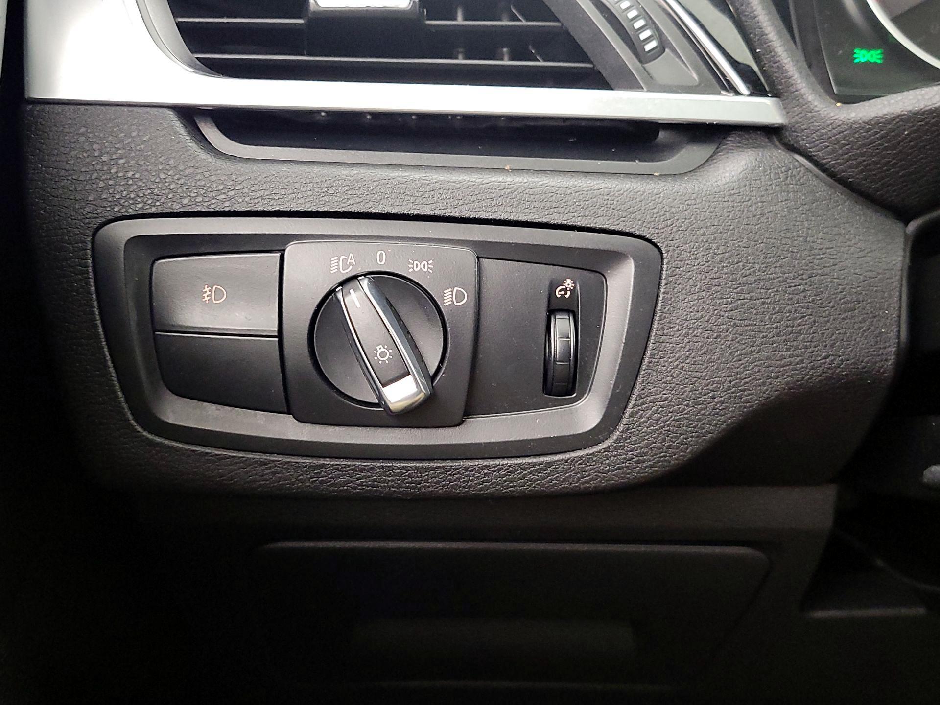 Thumbnail: 2017 BMW X1 - 13