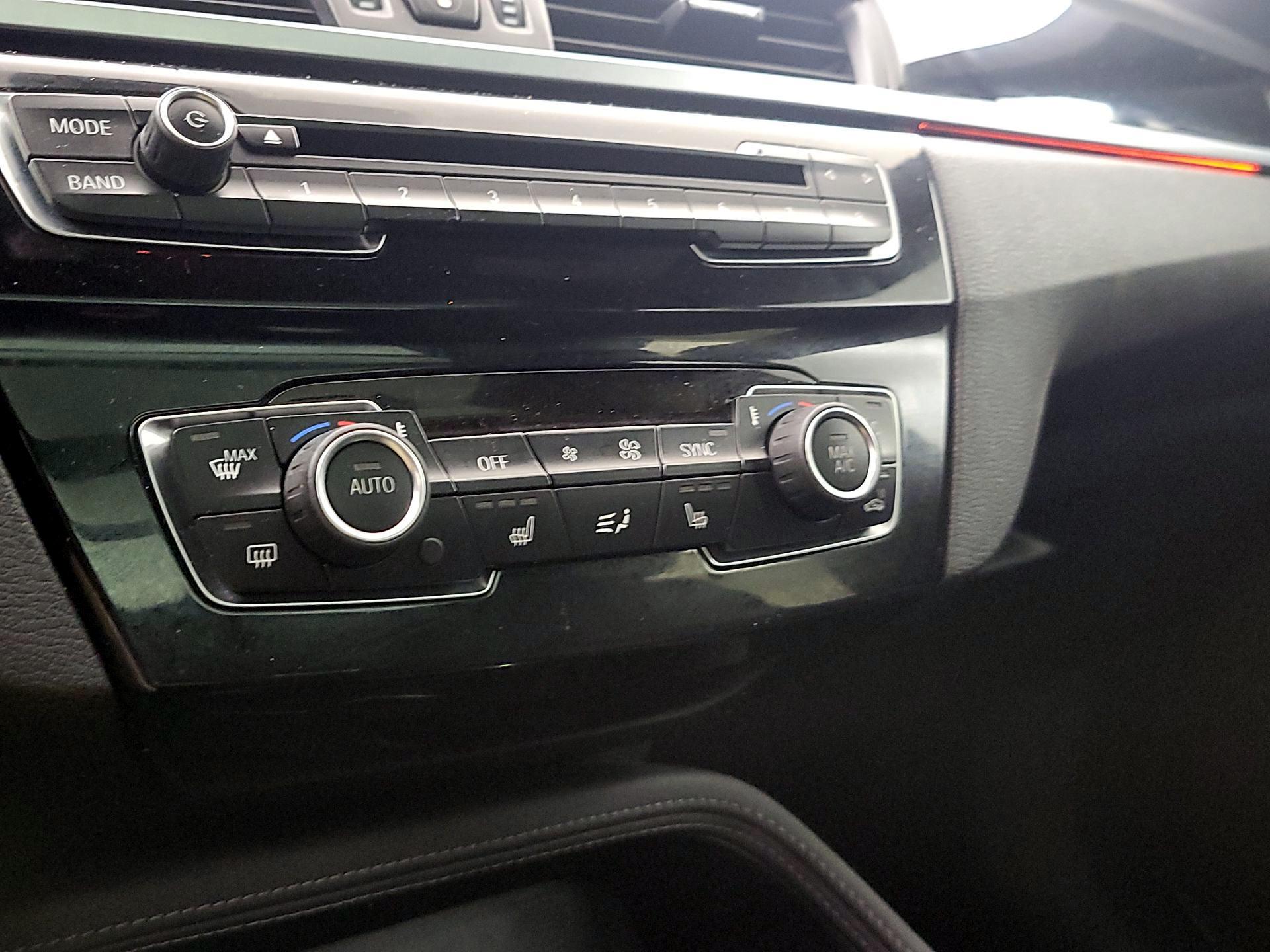 Thumbnail: 2017 BMW X1 - 17