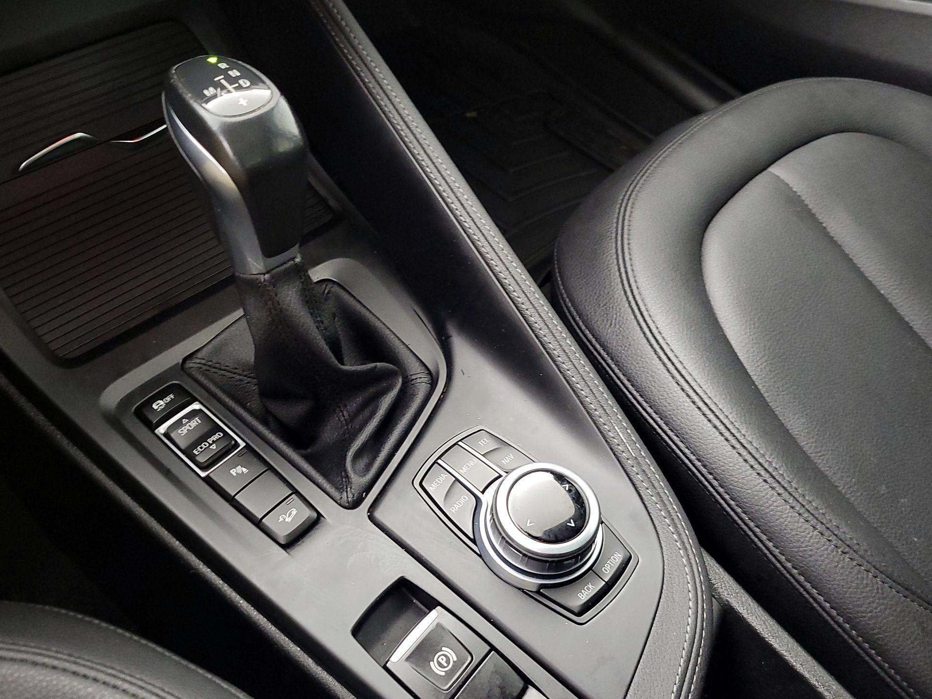 Thumbnail: 2017 BMW X1 - 18