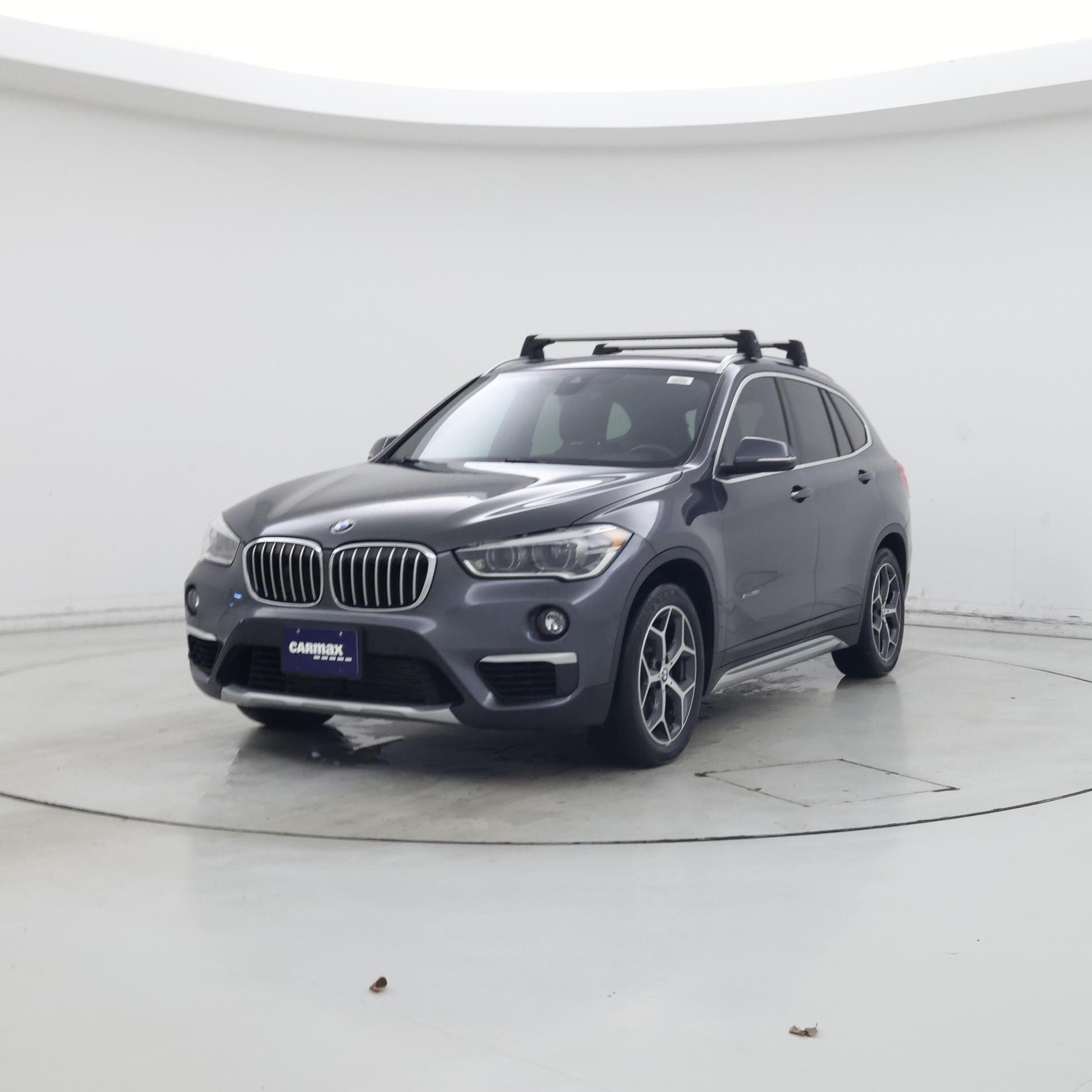 Thumbnail: 2017 BMW X1 - 4