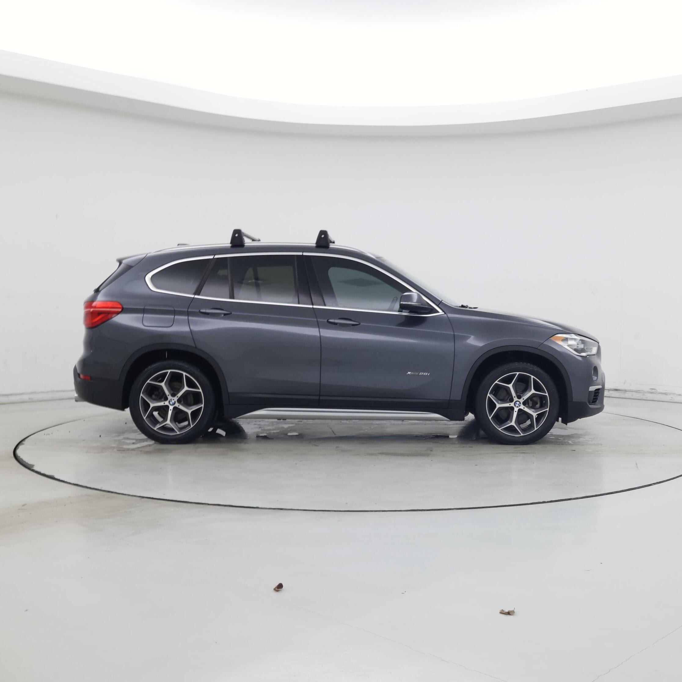 Thumbnail: 2017 BMW X1 - 7