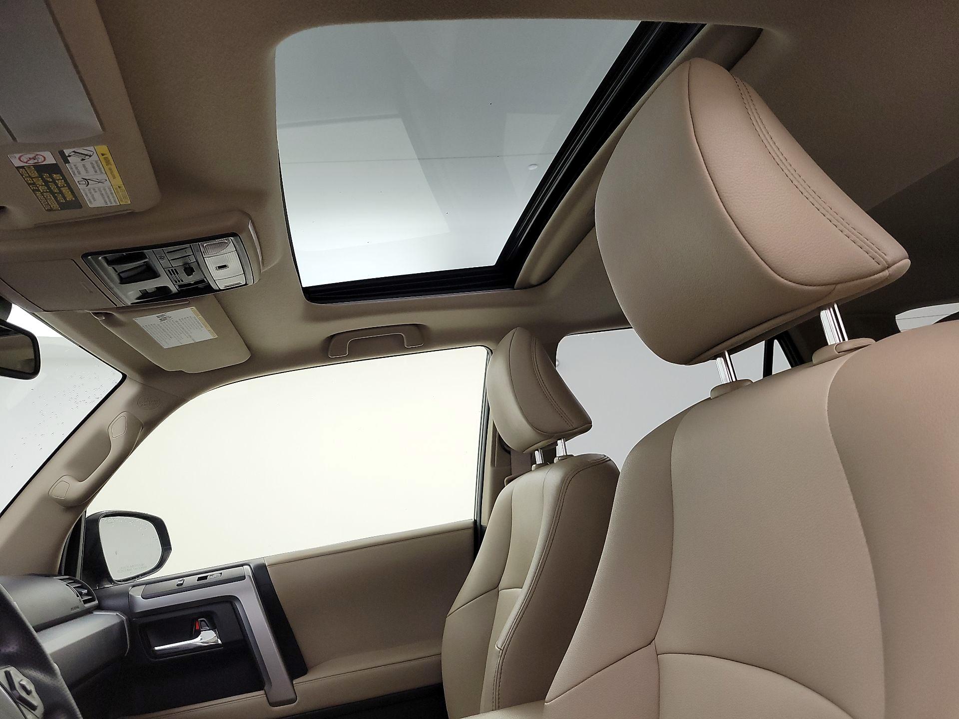 Thumbnail: 2021 Toyota 4Runner - 20