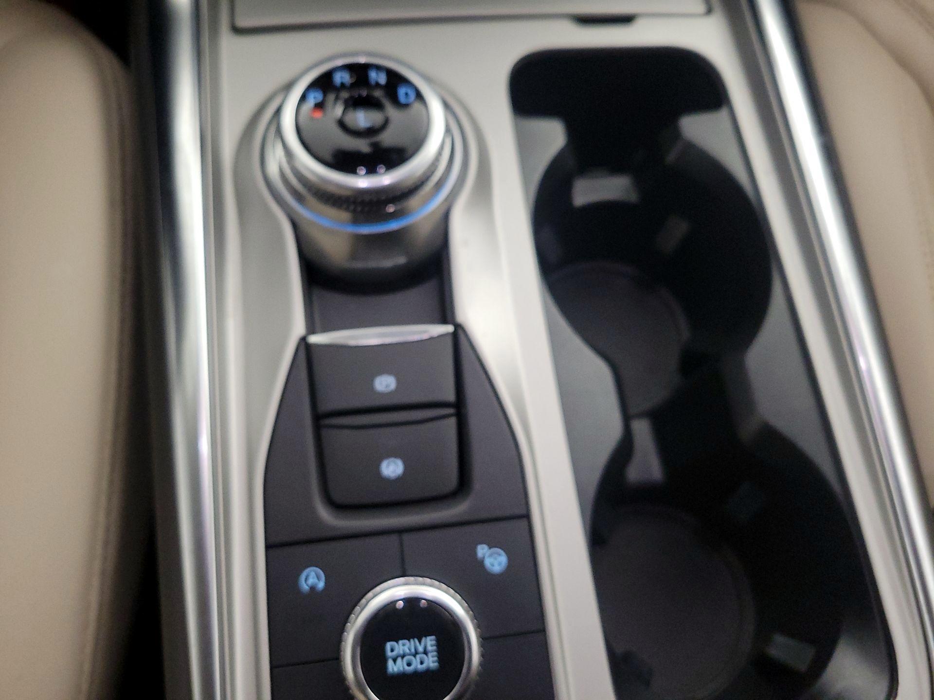 Thumbnail: 2023 Ford Explorer - 18