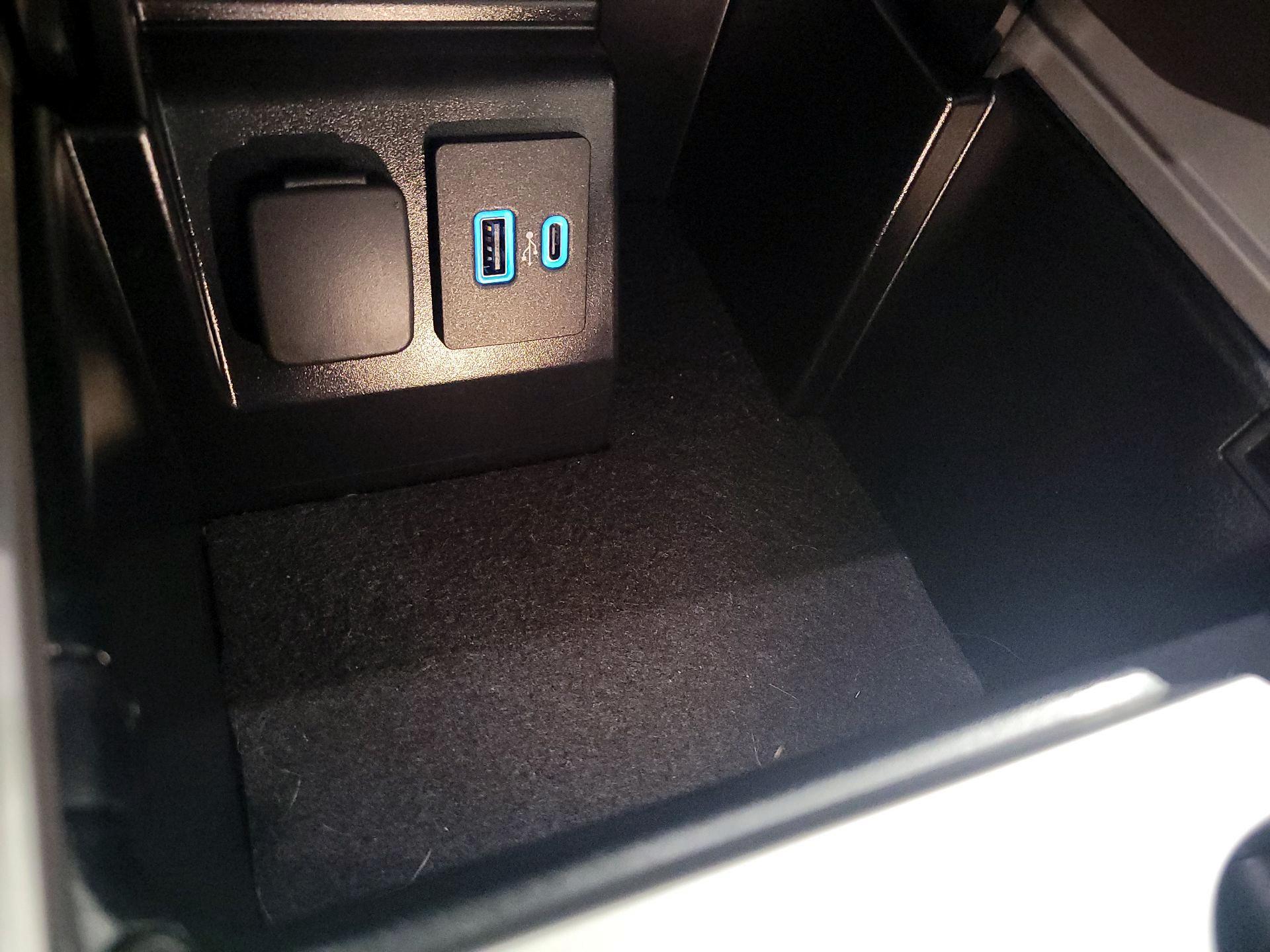 Thumbnail: 2023 Ford Explorer - 19