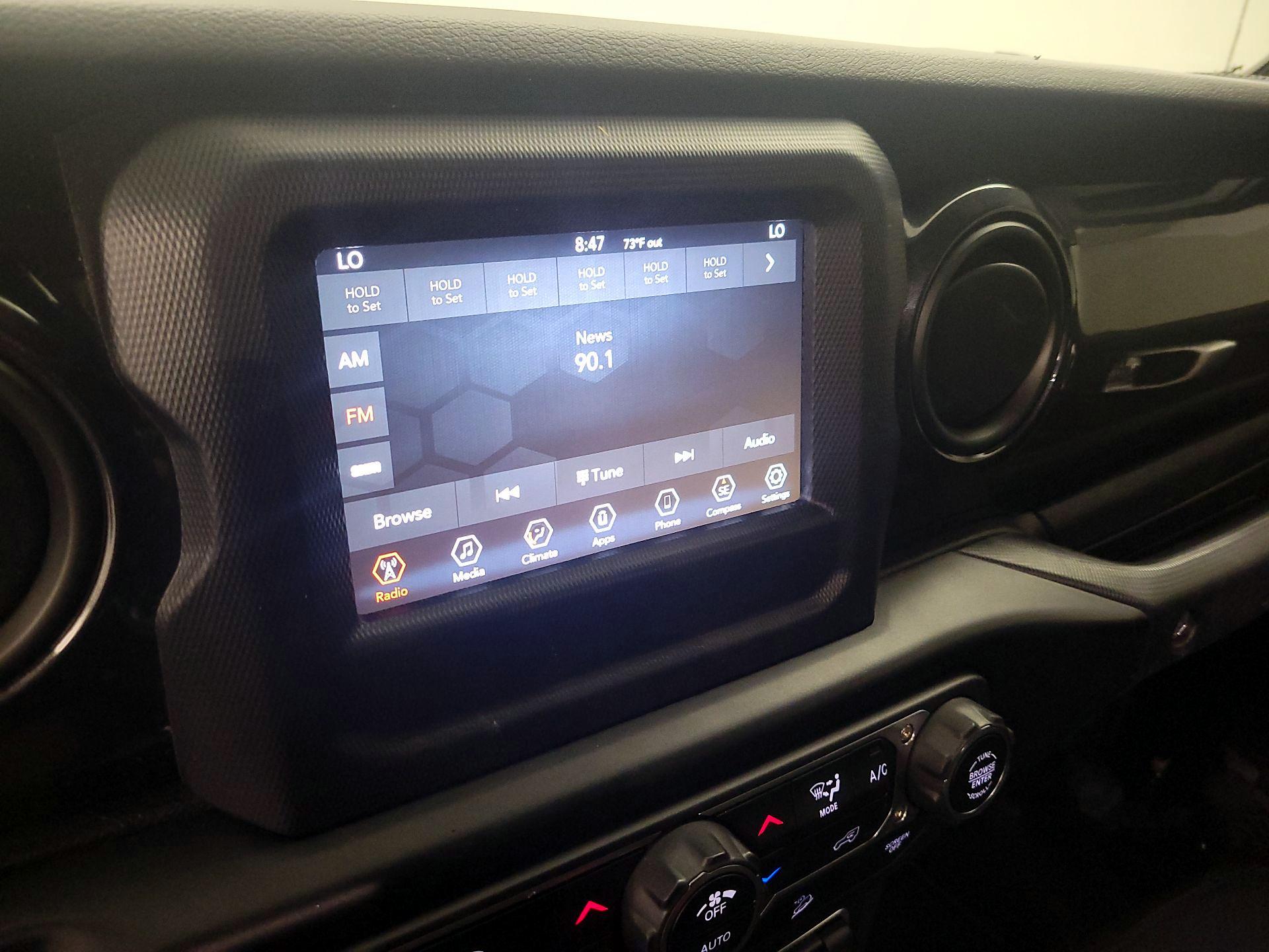 Thumbnail: 2020 Jeep Wrangler - 15