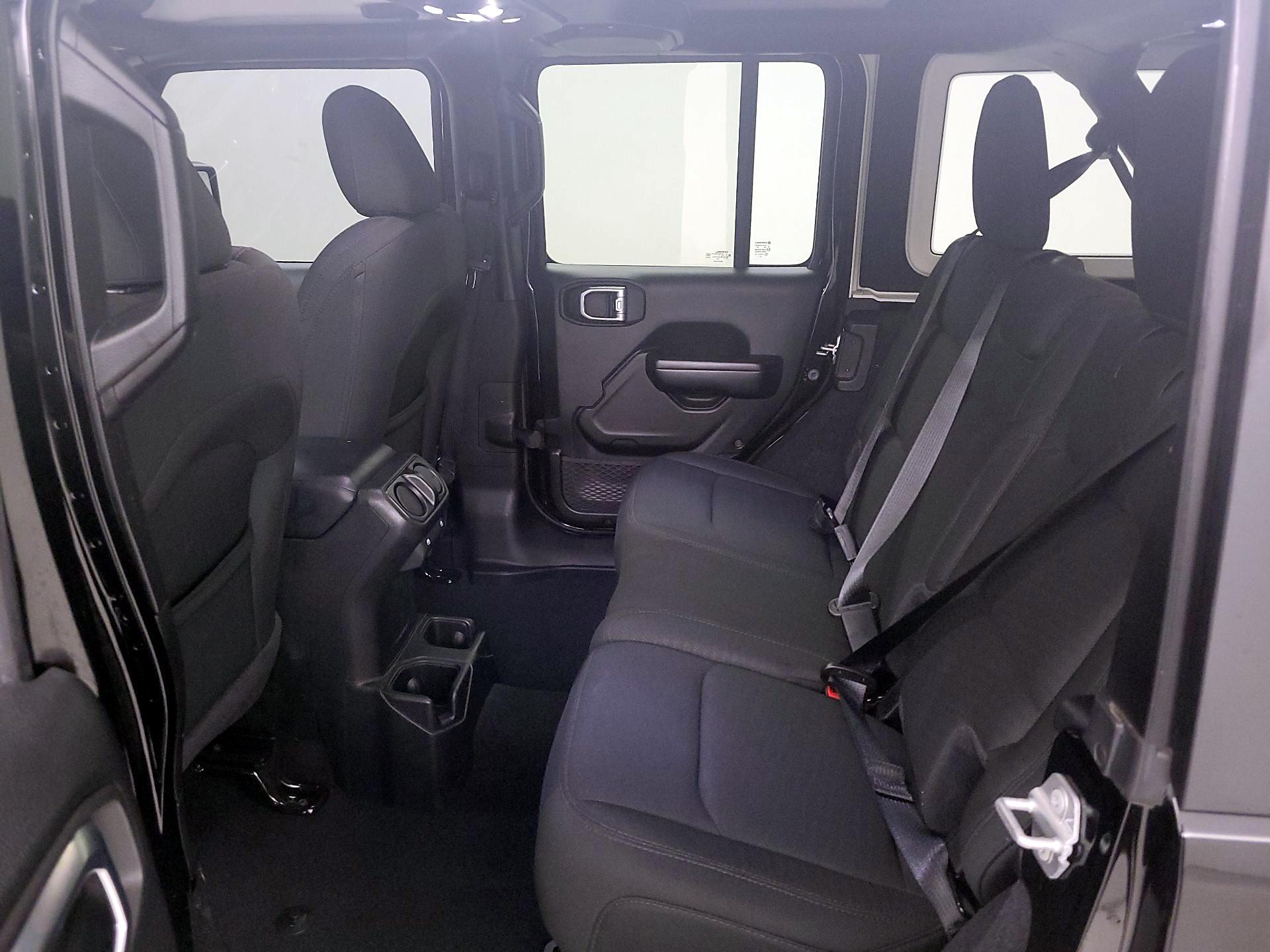 Thumbnail: 2020 Jeep Wrangler - 19