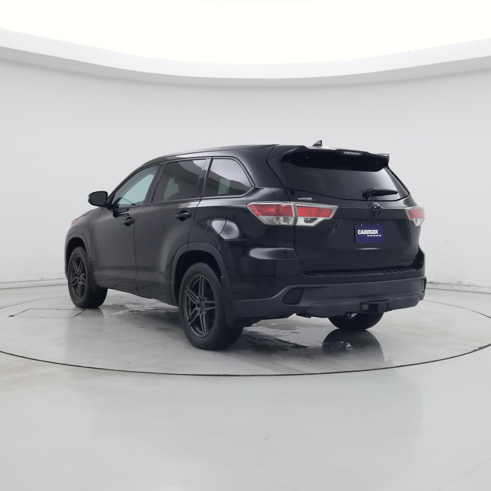 Thumbnail: 2015 Toyota Highlander - 2