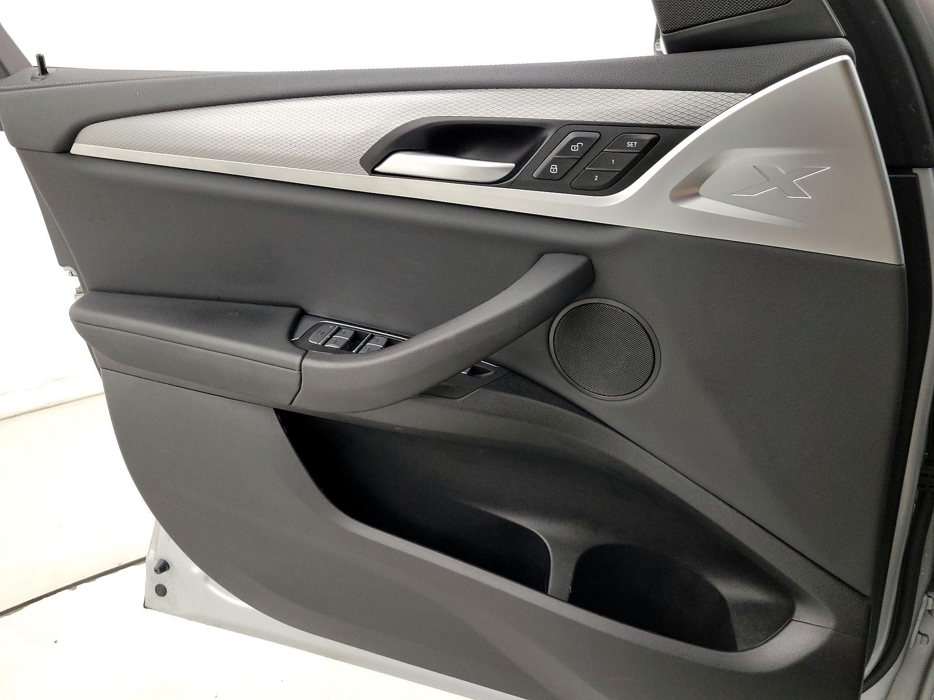 Thumbnail: 2021 BMW X3 - 12