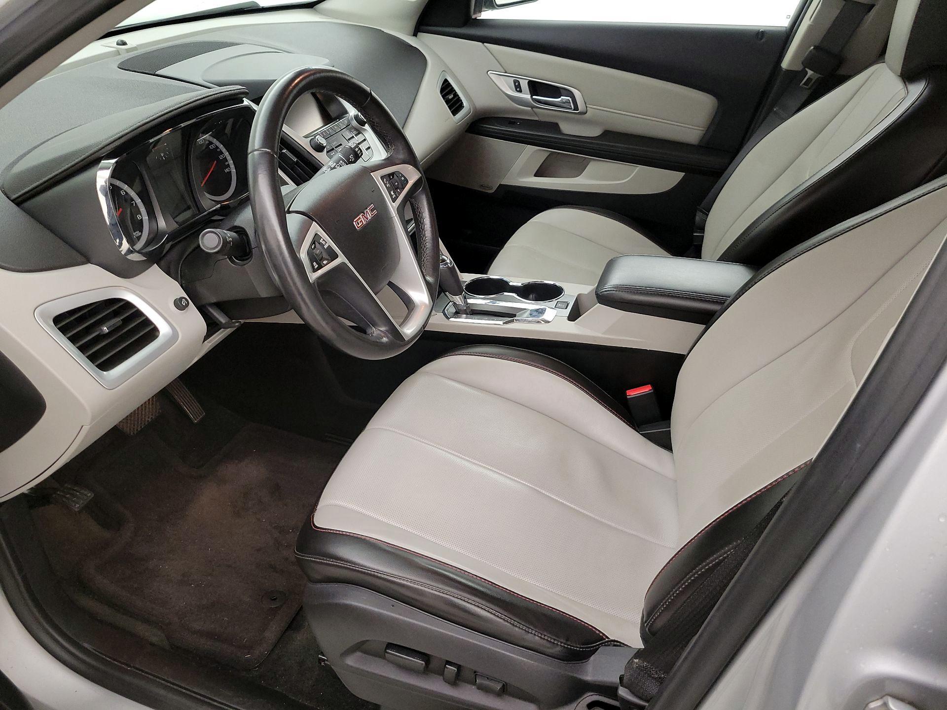 Thumbnail: 2016 GMC Terrain - 11