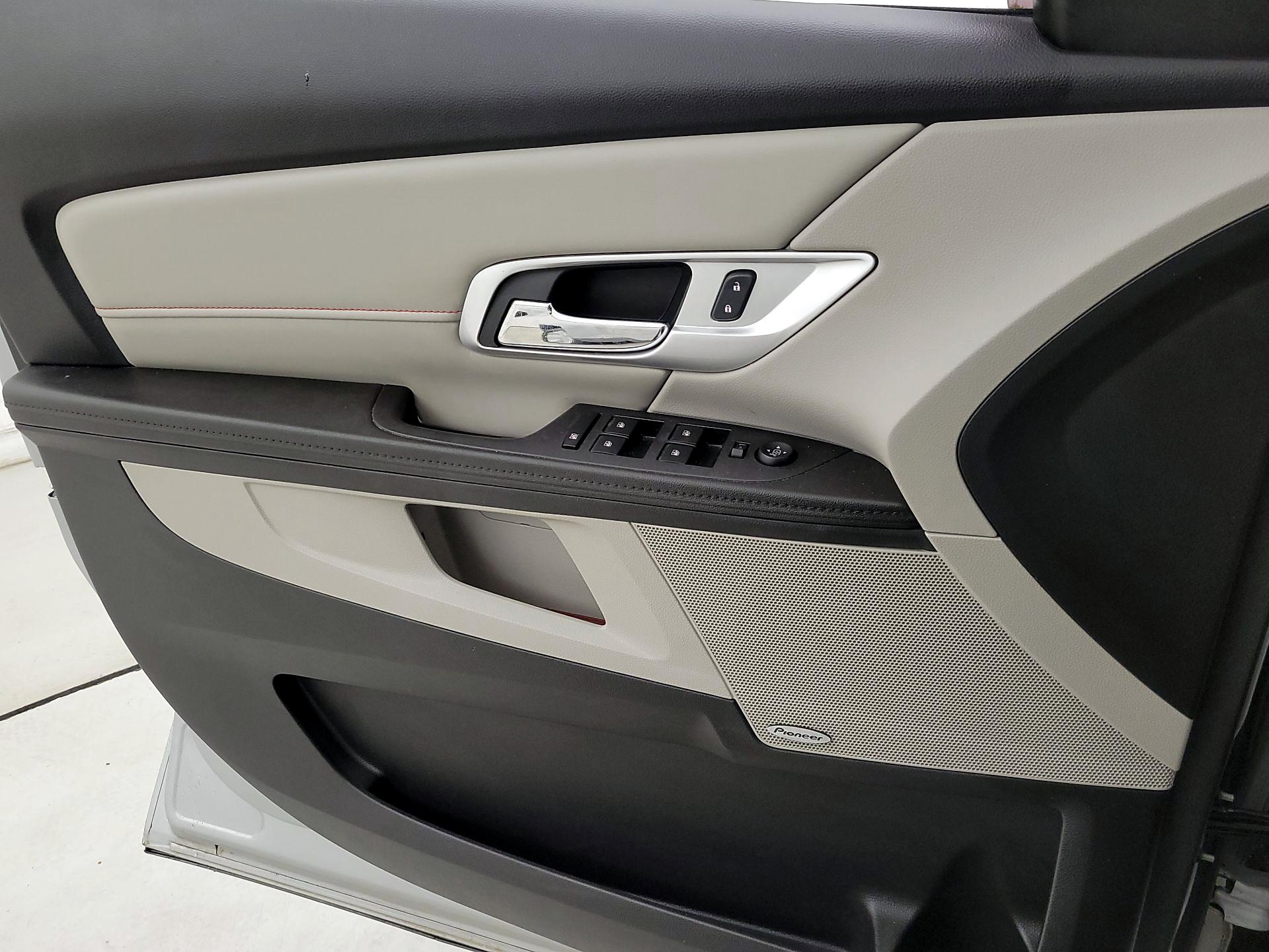 Thumbnail: 2016 GMC Terrain - 12