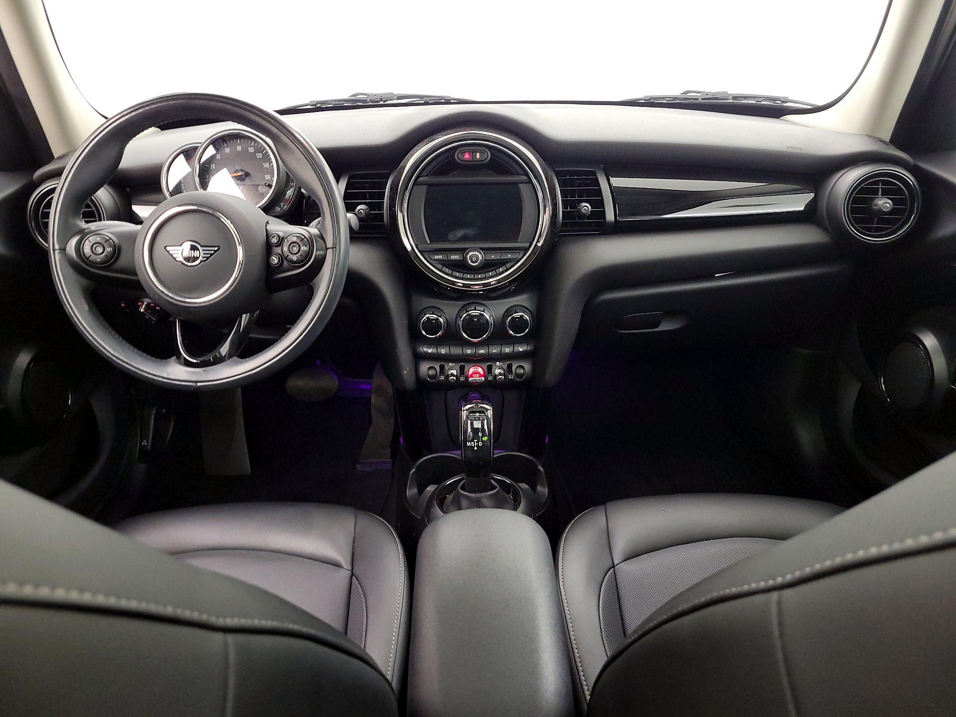 Thumbnail: 2021 MINI Cooper Hardtop - 9