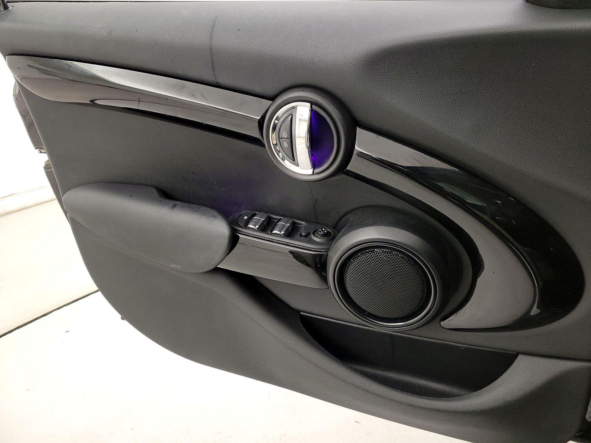 Thumbnail: 2021 MINI Cooper Hardtop - 12