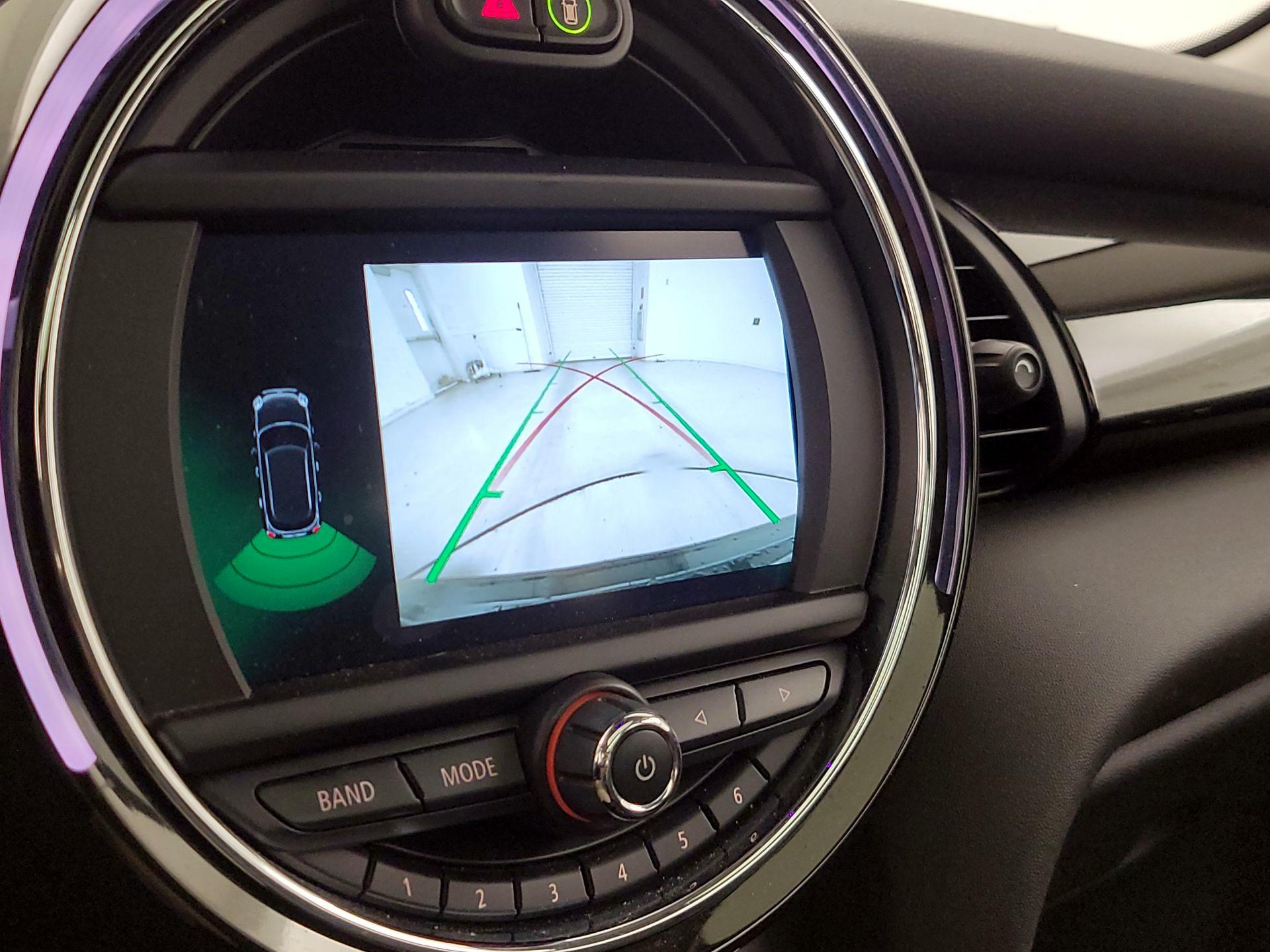 Thumbnail: 2021 MINI Cooper Hardtop - 14