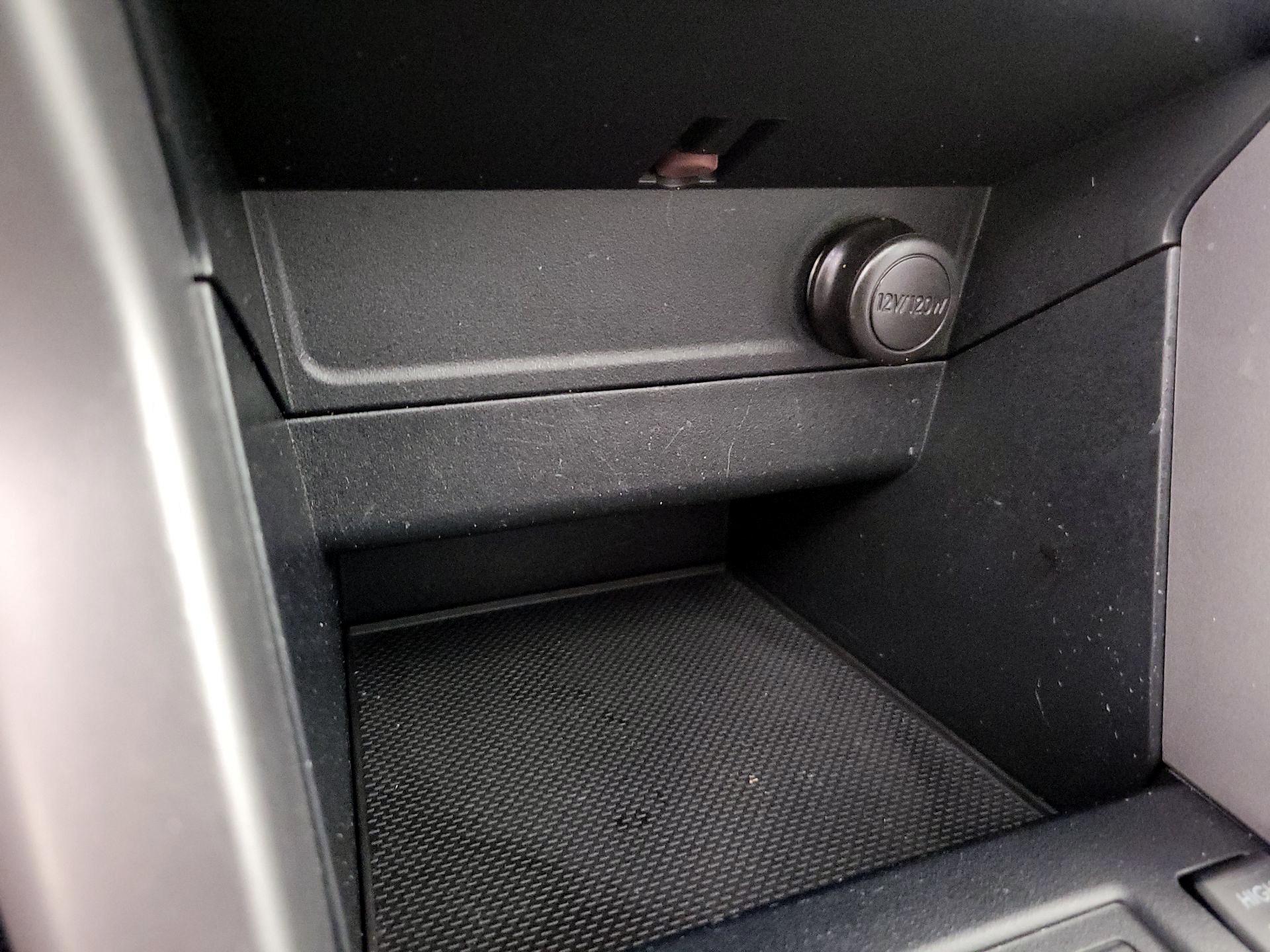 Thumbnail: 2017 Subaru Forester - 18