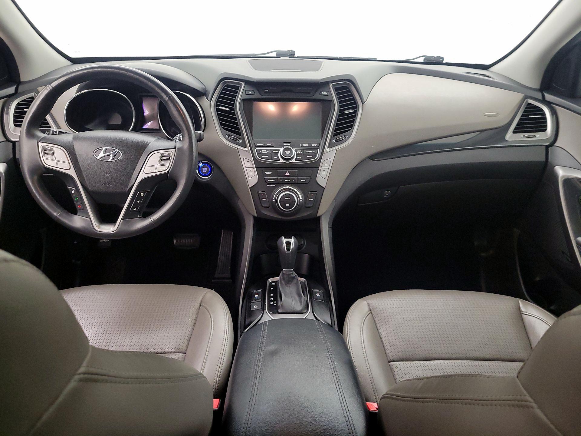 Thumbnail: 2015 Hyundai Santa Fe - 9